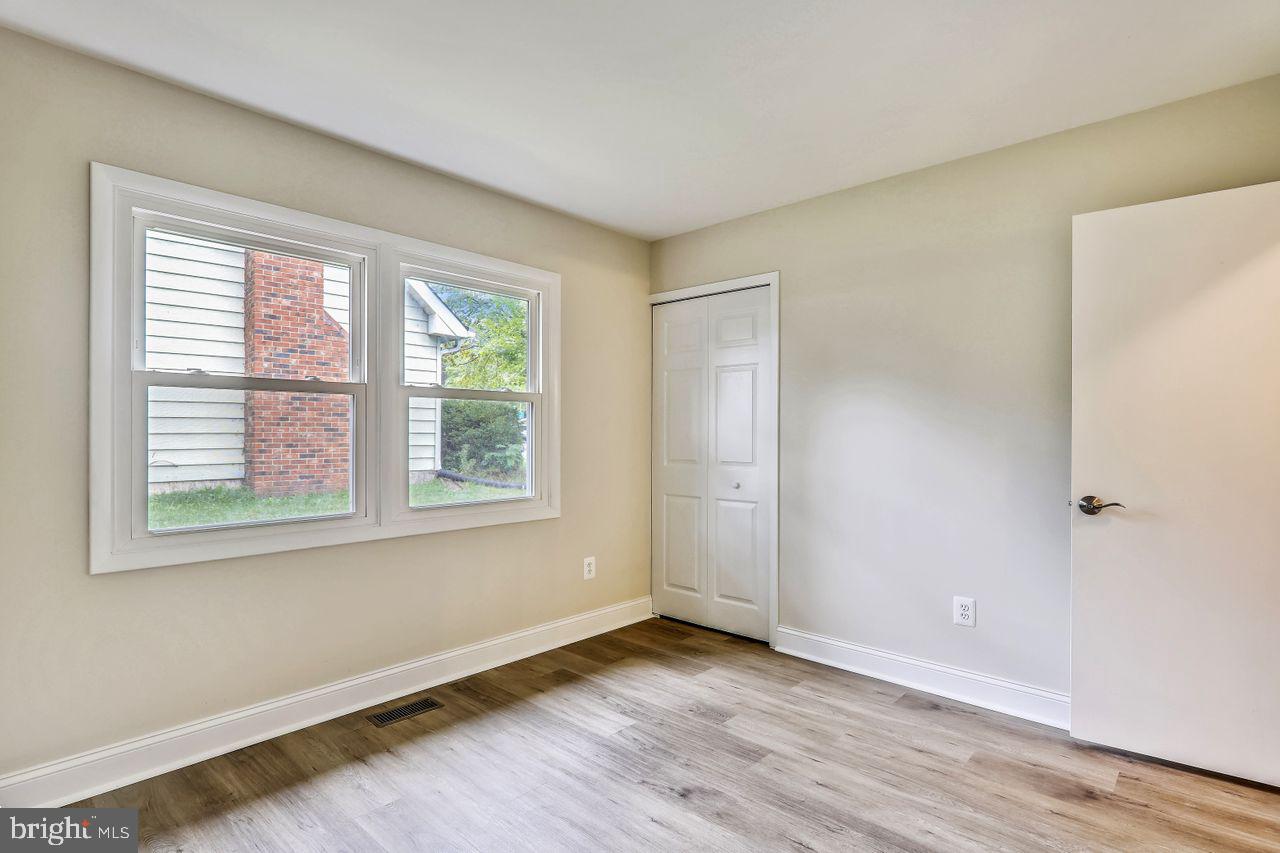 WHITEHALL - Residential