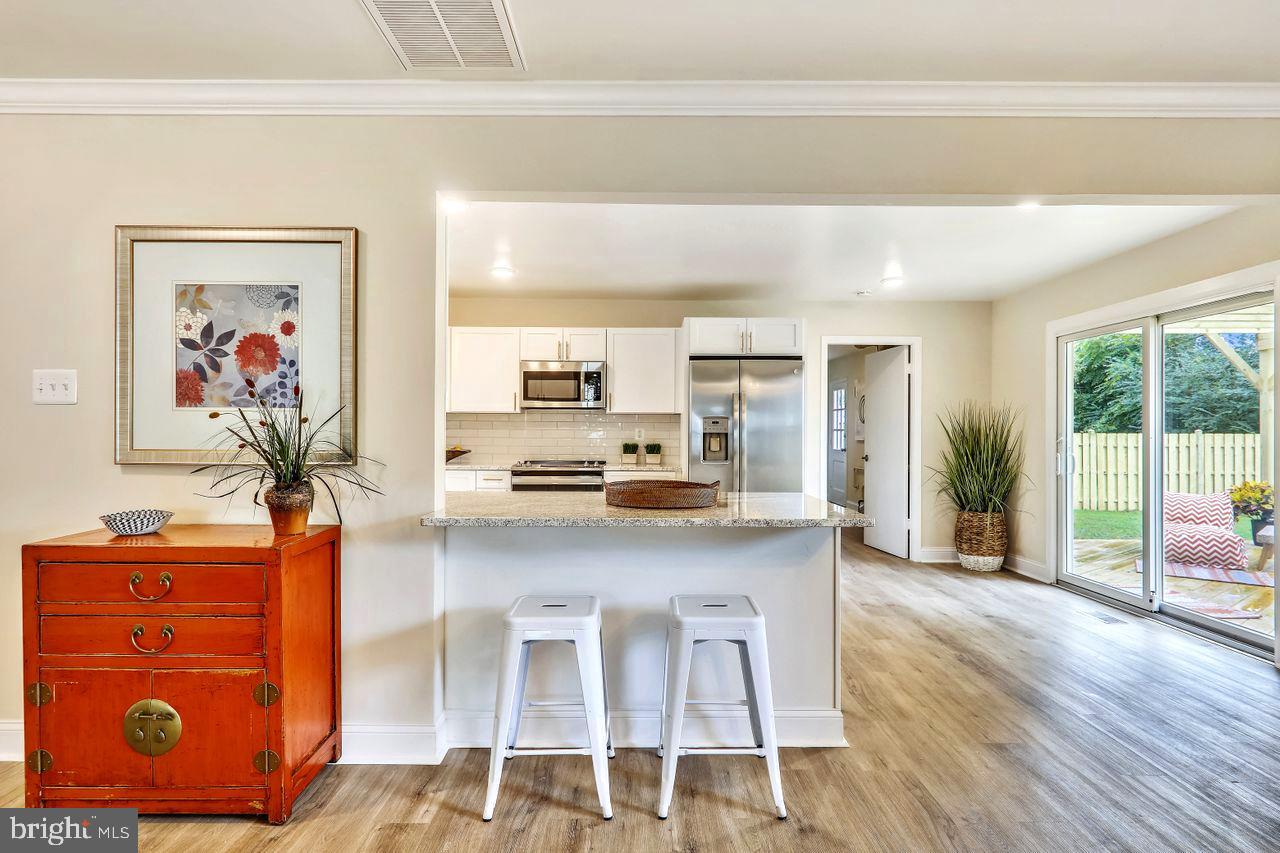 WHITEHALL - Residential