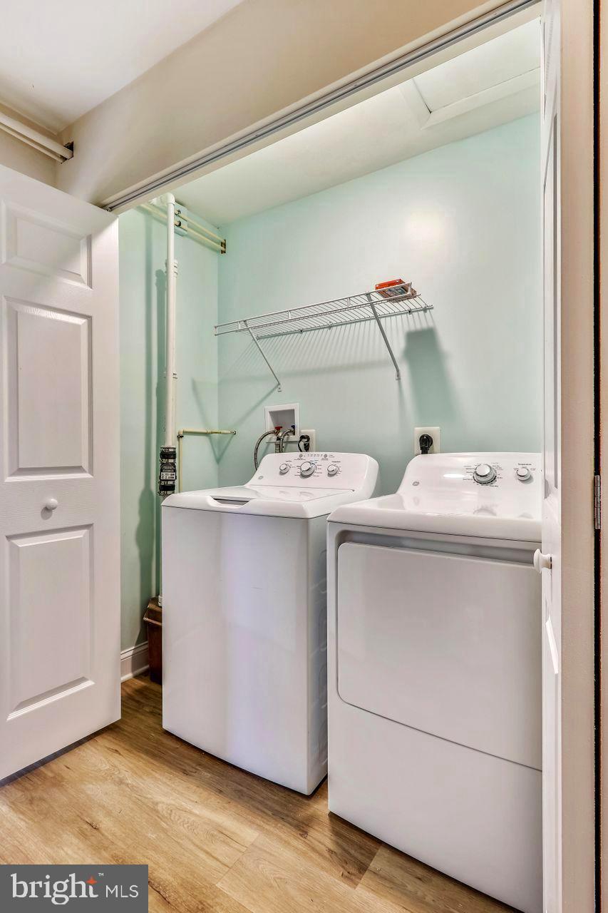 WHITEHALL - Residential