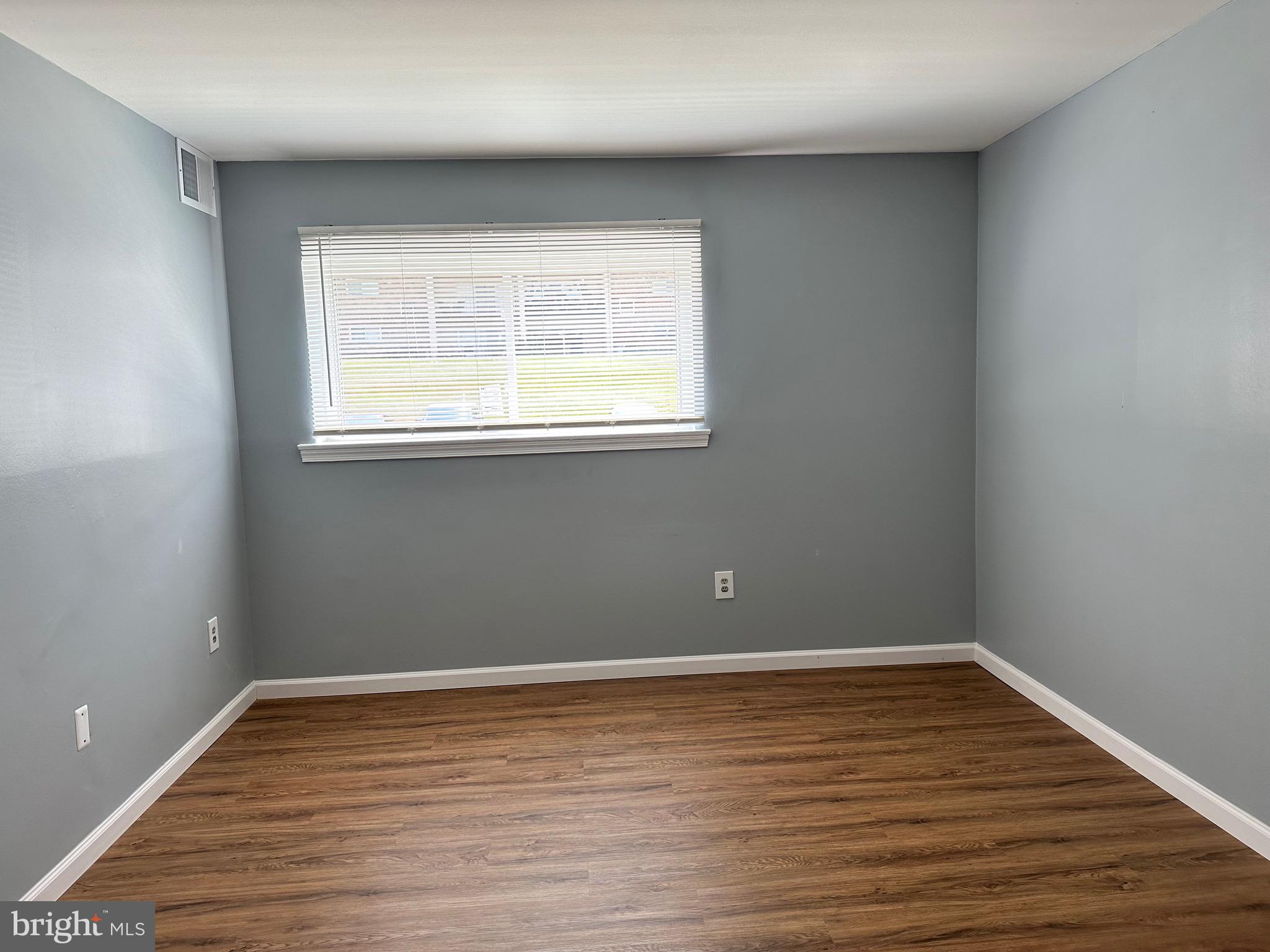 FRENCHMANS CREEK - Residential Lease