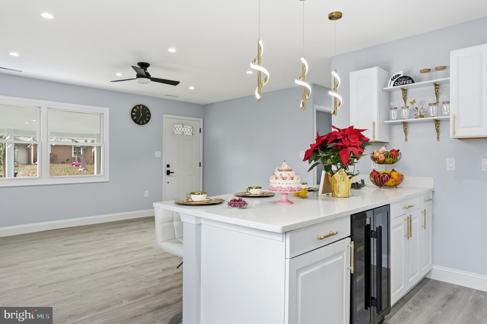 WILLOUGHBY COURT - Residential