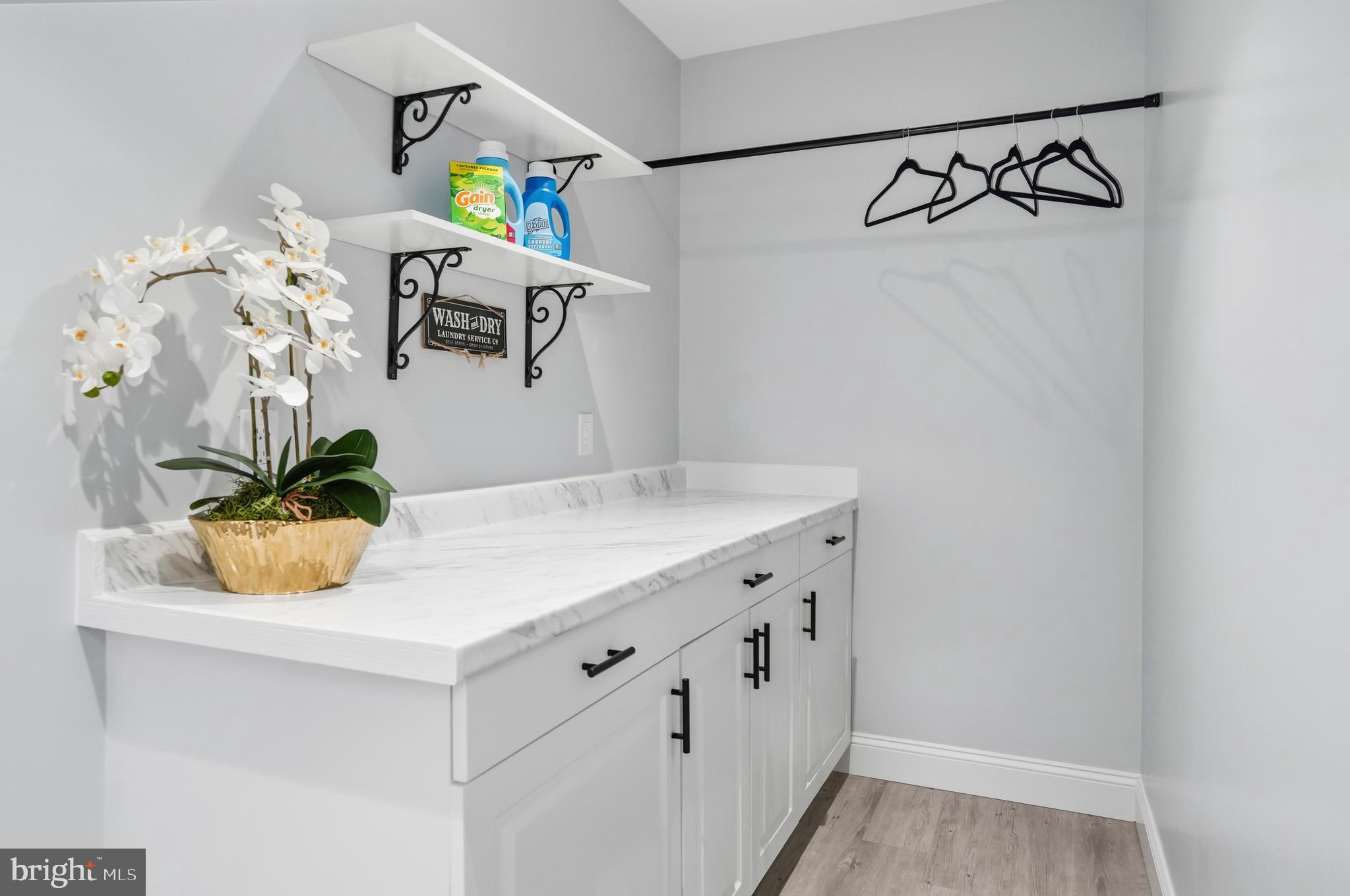 WILLOUGHBY COURT - Residential