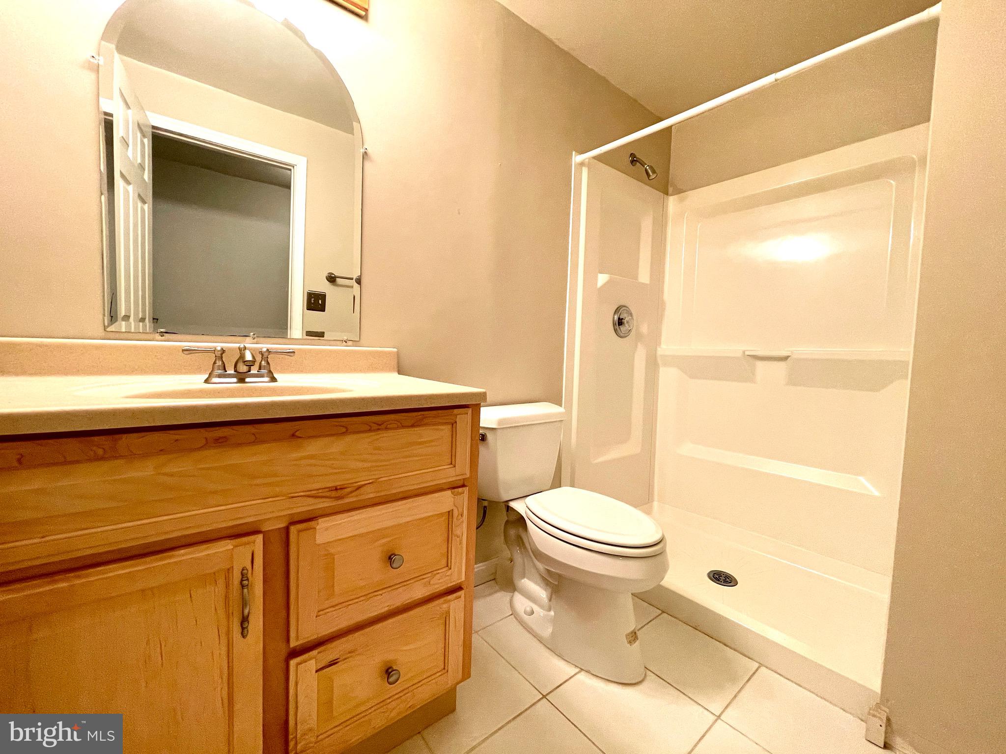 ASHBURN VILLAGE - Residential Lease