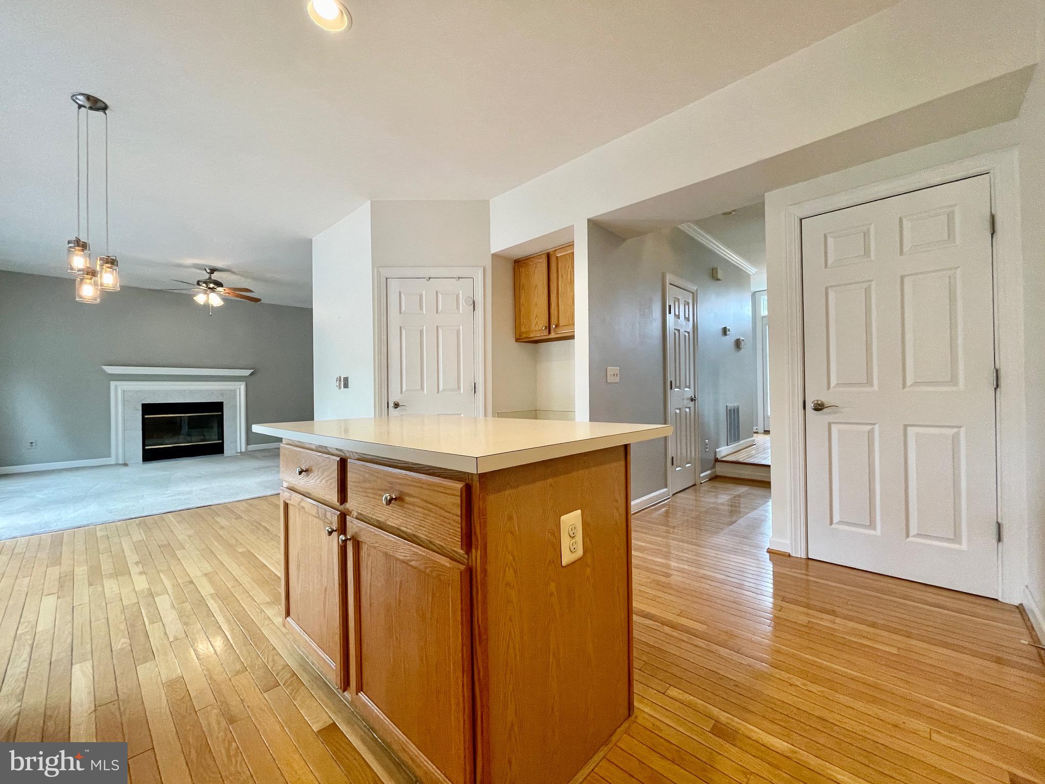 ASHBURN VILLAGE - Residential Lease