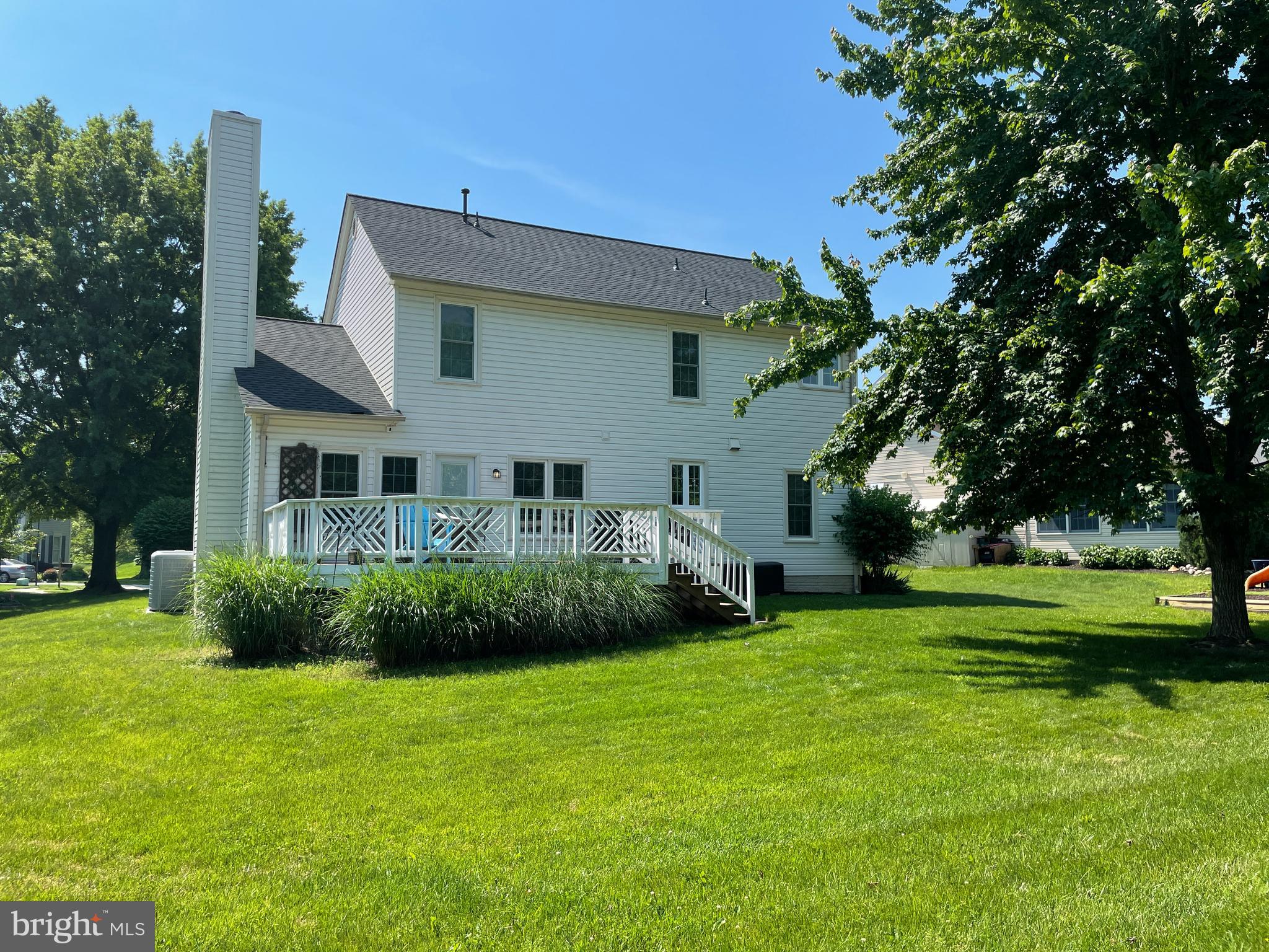 ASHBURN VILLAGE - Residential Lease