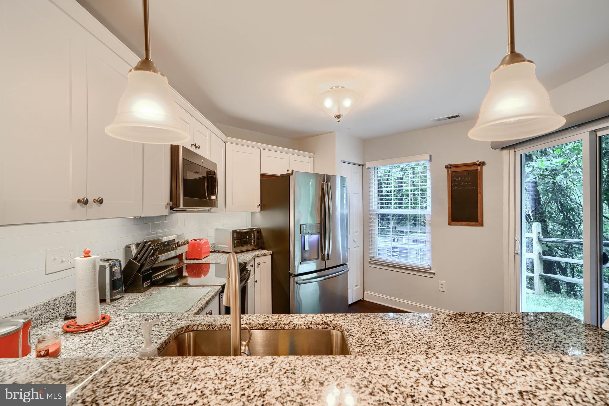 40 SURREY LANE 122