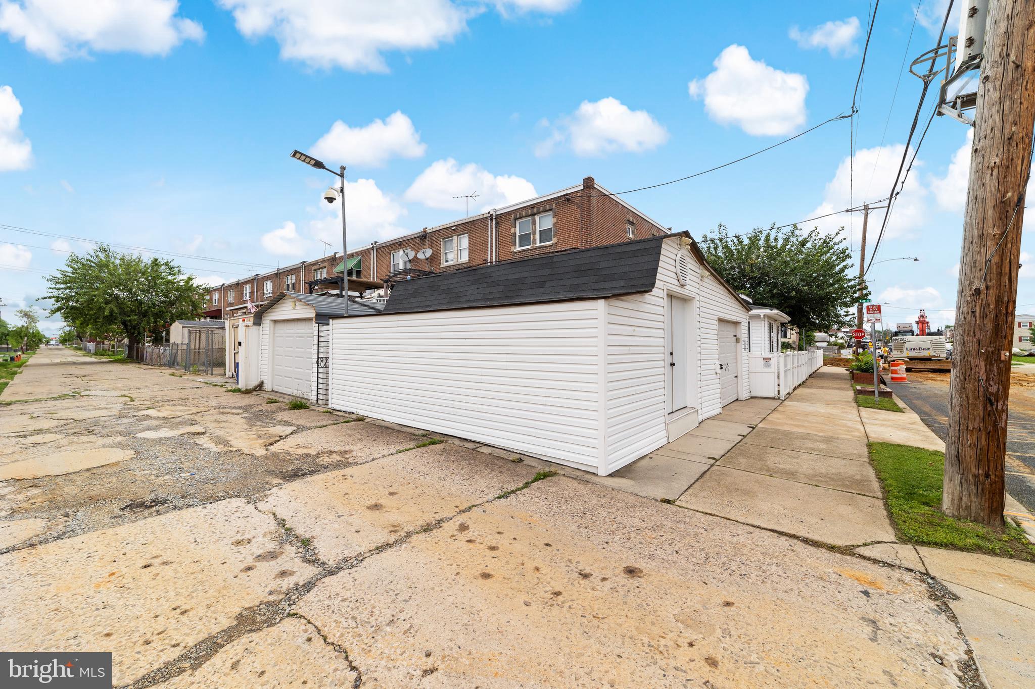 MAYFAIR (WEST) - Residential