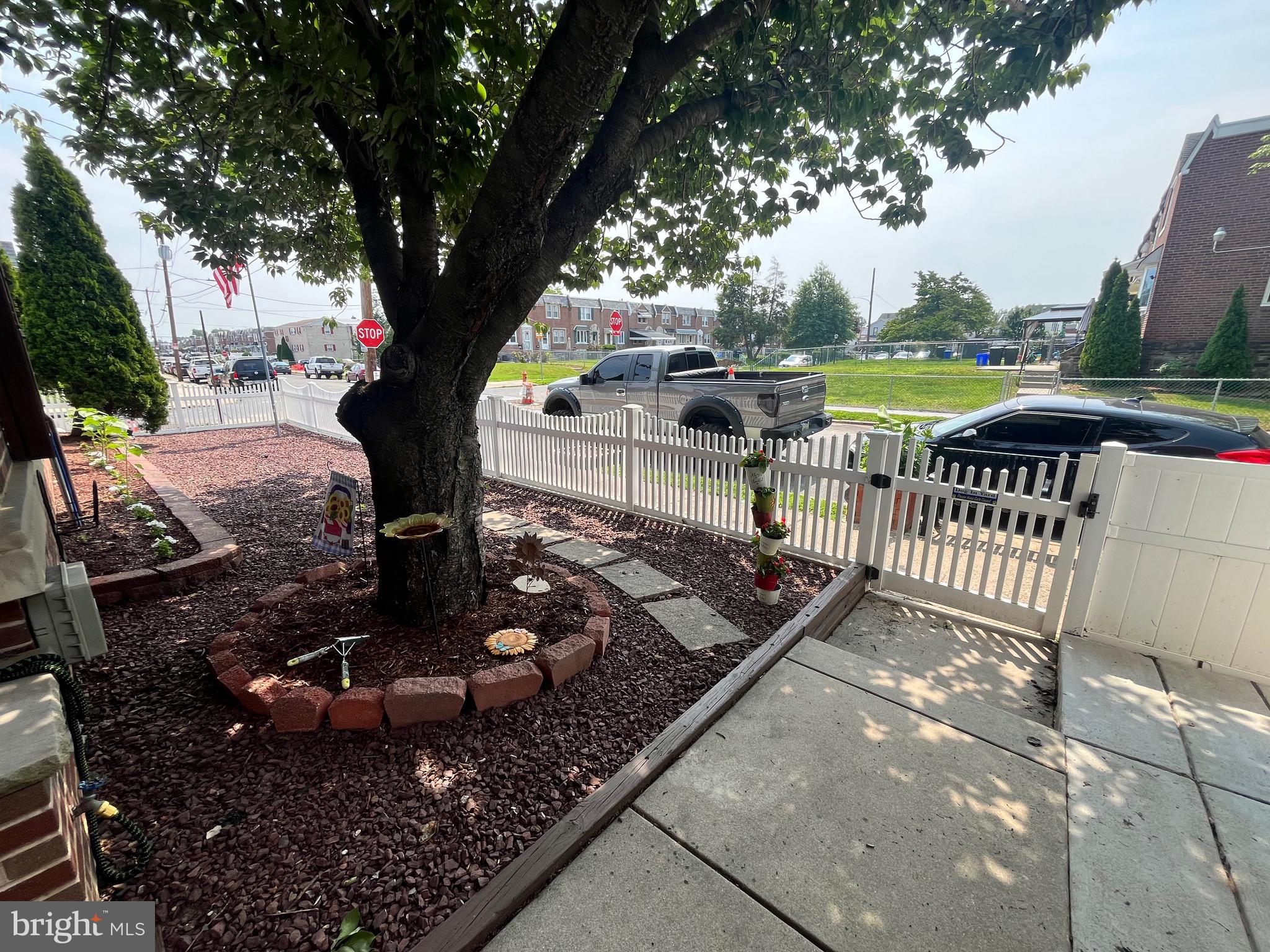 MAYFAIR (WEST) - Residential