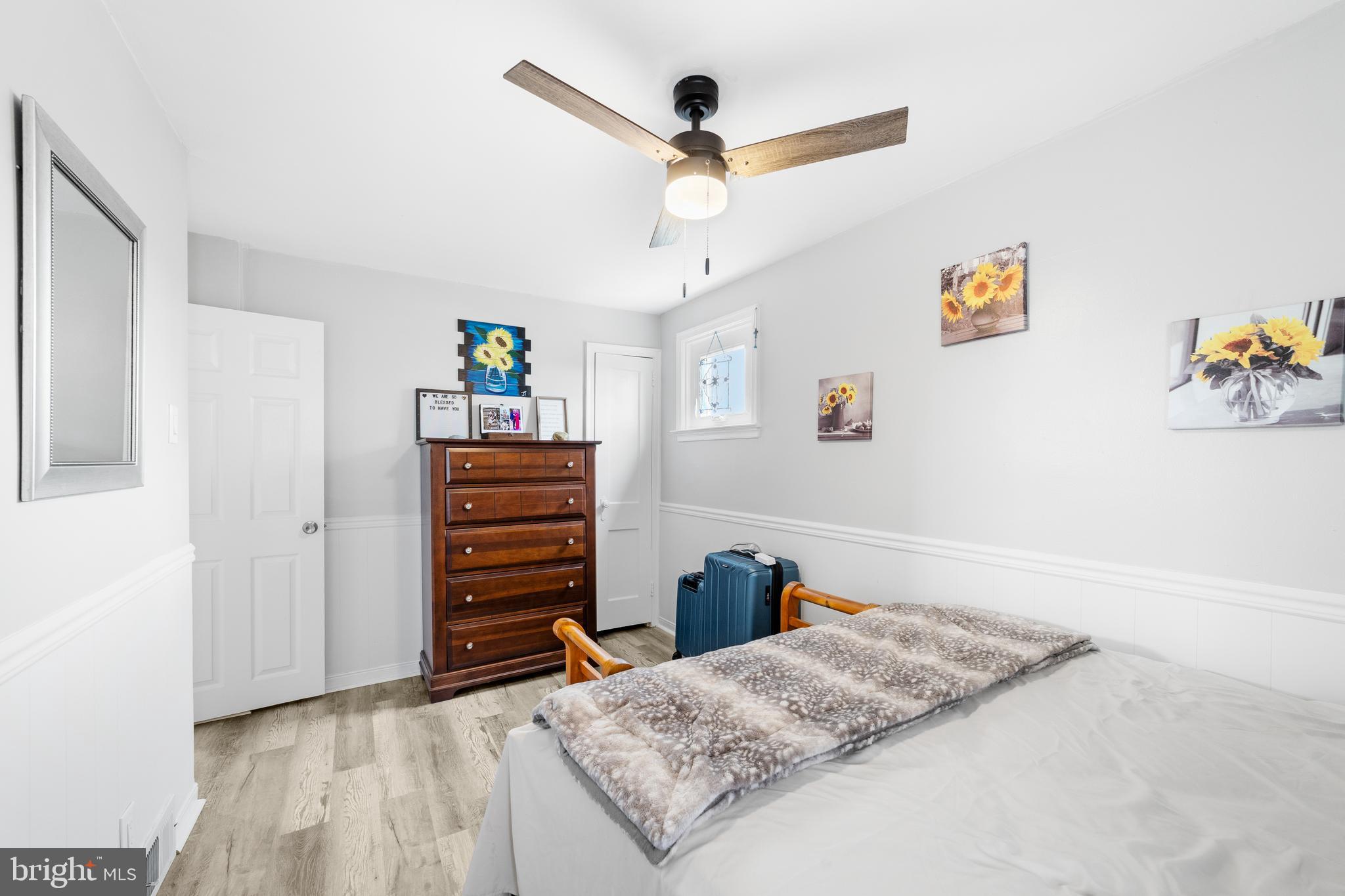 MAYFAIR (WEST) - Residential