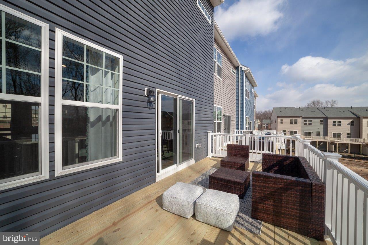 WOODMORE OVERLOOK - Residential