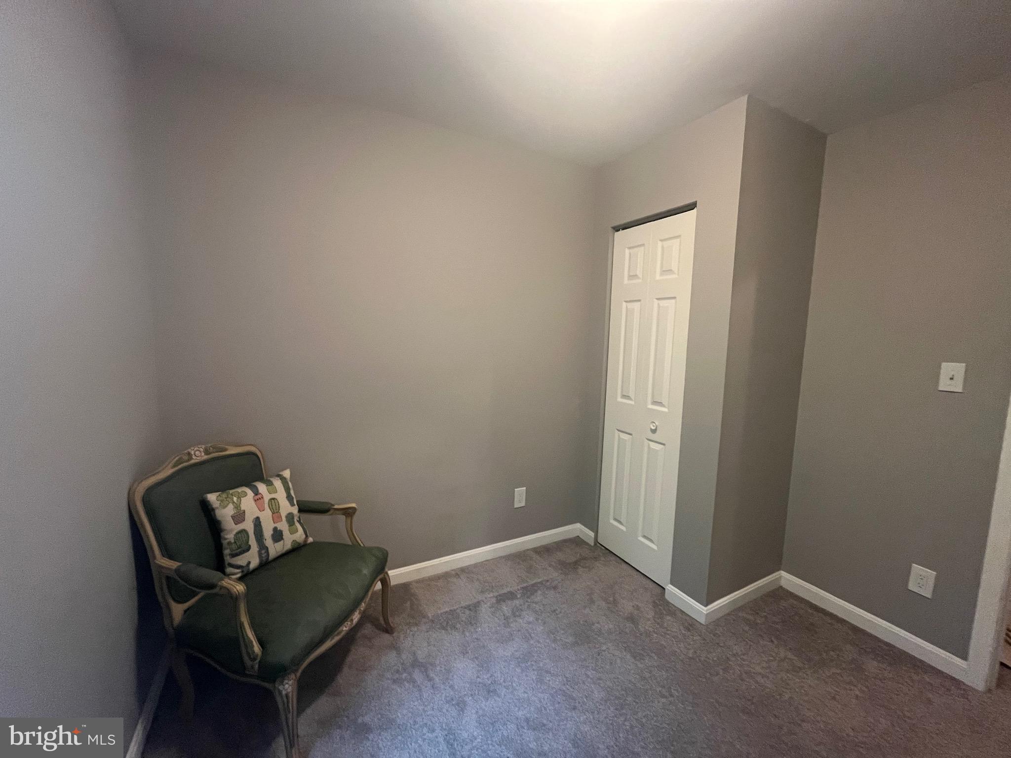 CONSTANT FRIENDSHIP - Residential Lease