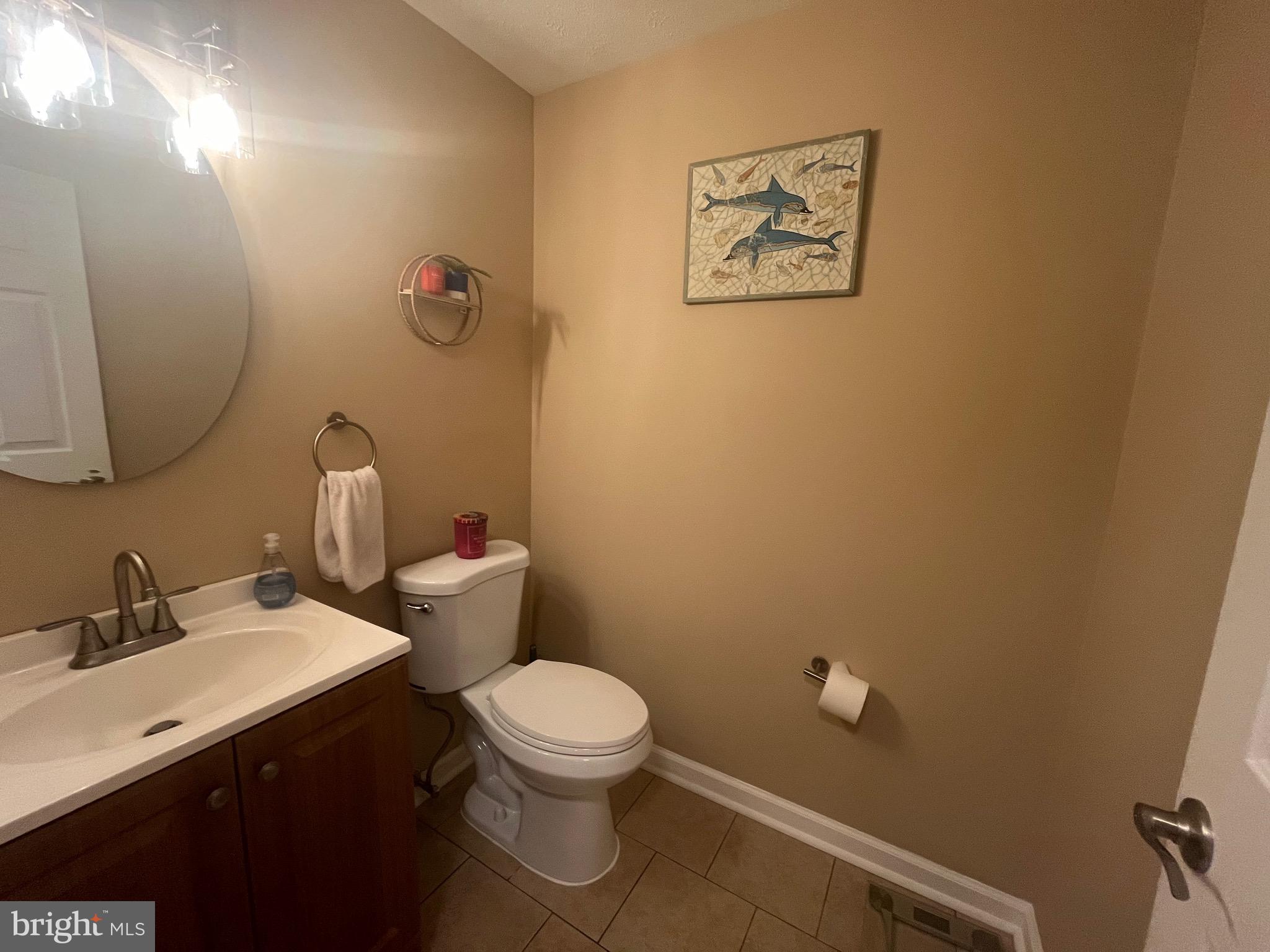 CONSTANT FRIENDSHIP - Residential Lease