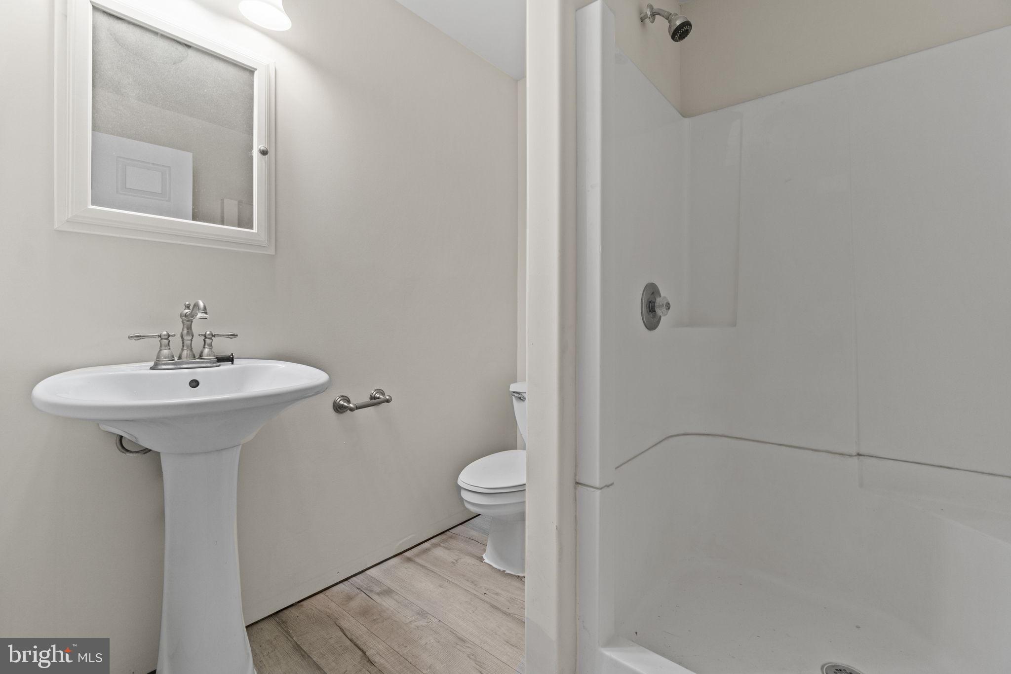 BEALETON STATION - Residential