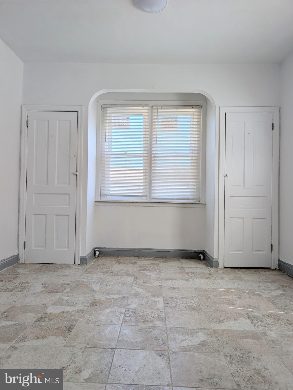 OAK LANE - Residential Lease