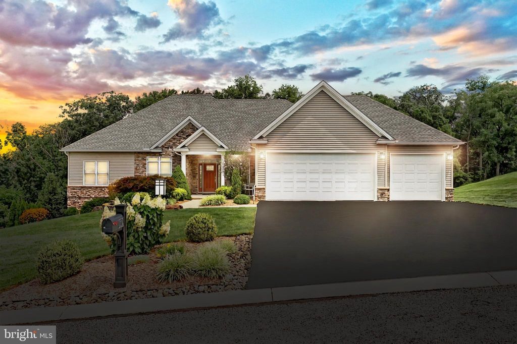 Photo of 172 Fawn Hill Road, HANOVER, PA 17331 (MLS # PAAD2018974)