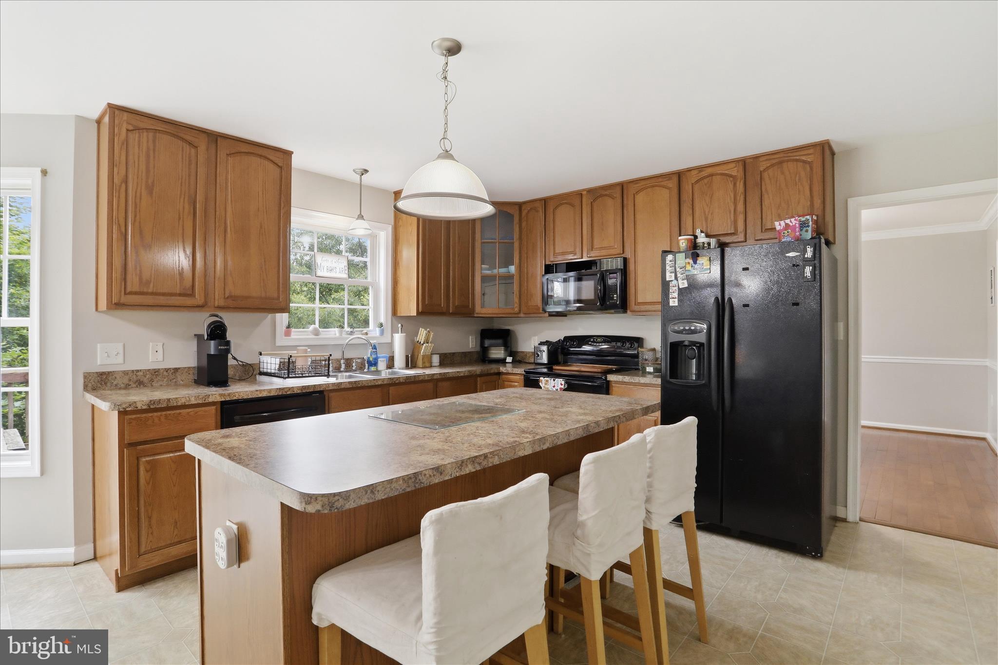 FOREST HILLS - Residential