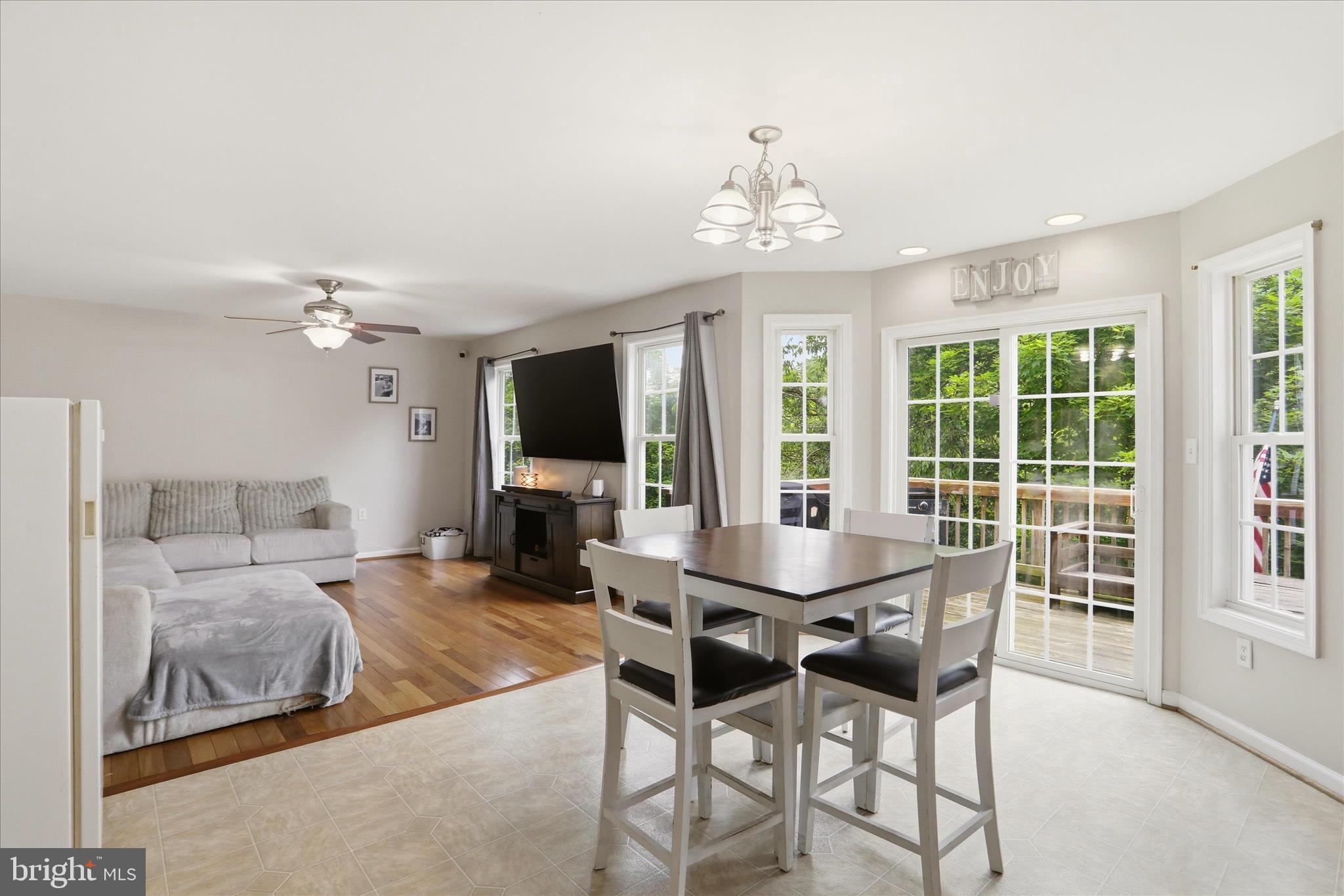 FOREST HILLS - Residential