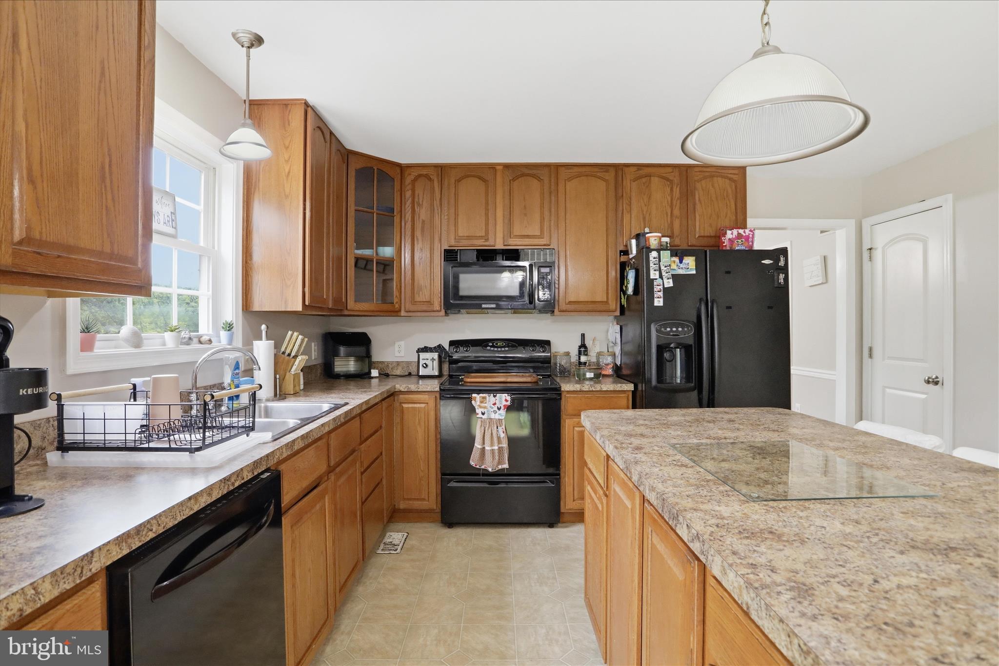 FOREST HILLS - Residential