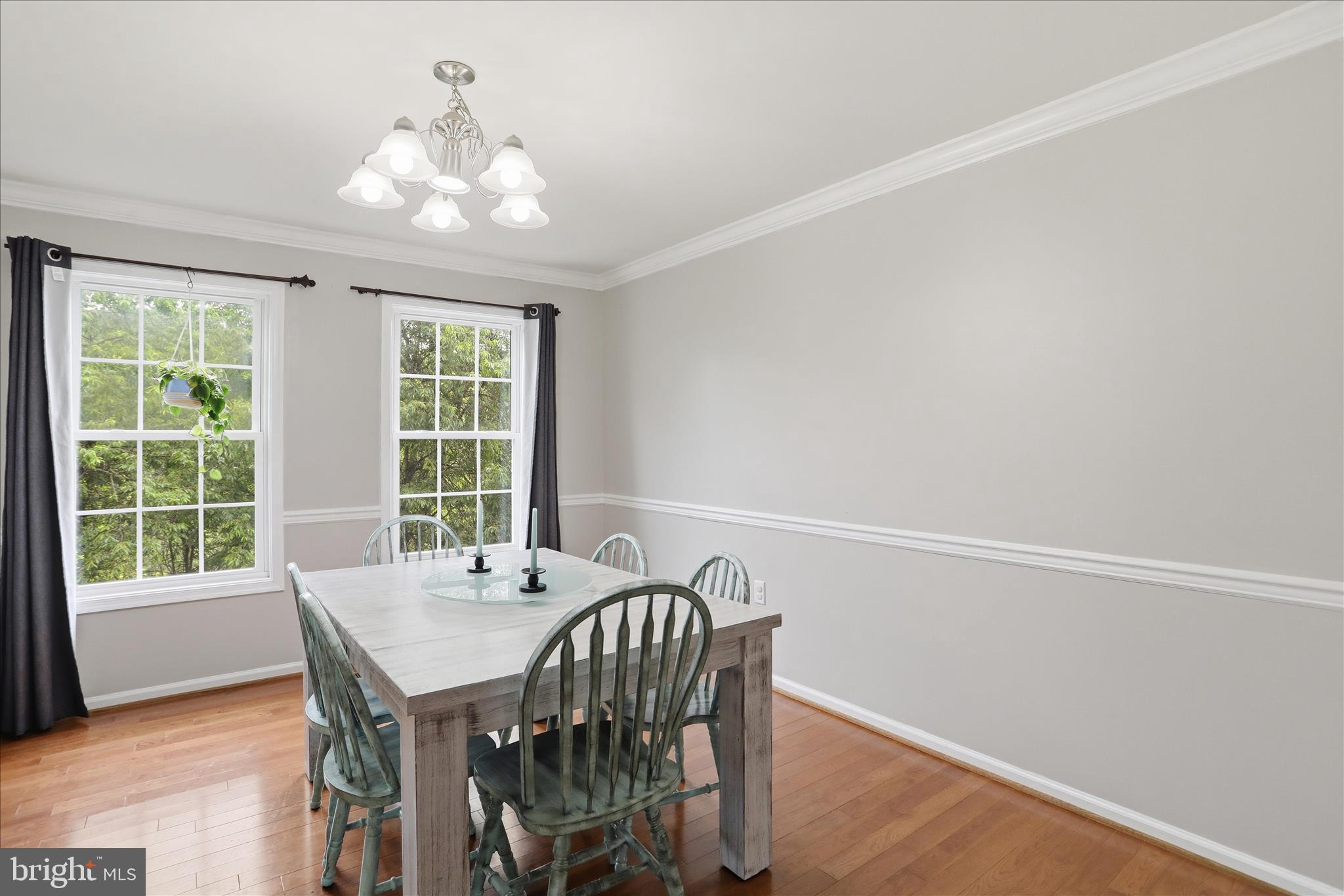 FOREST HILLS - Residential