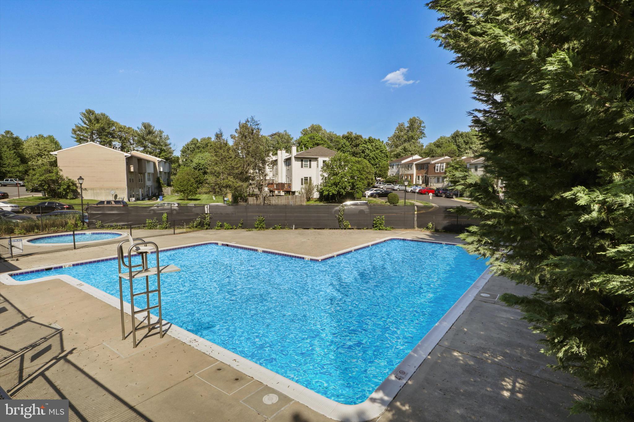 CIRCLE WOODS - Residential Lease