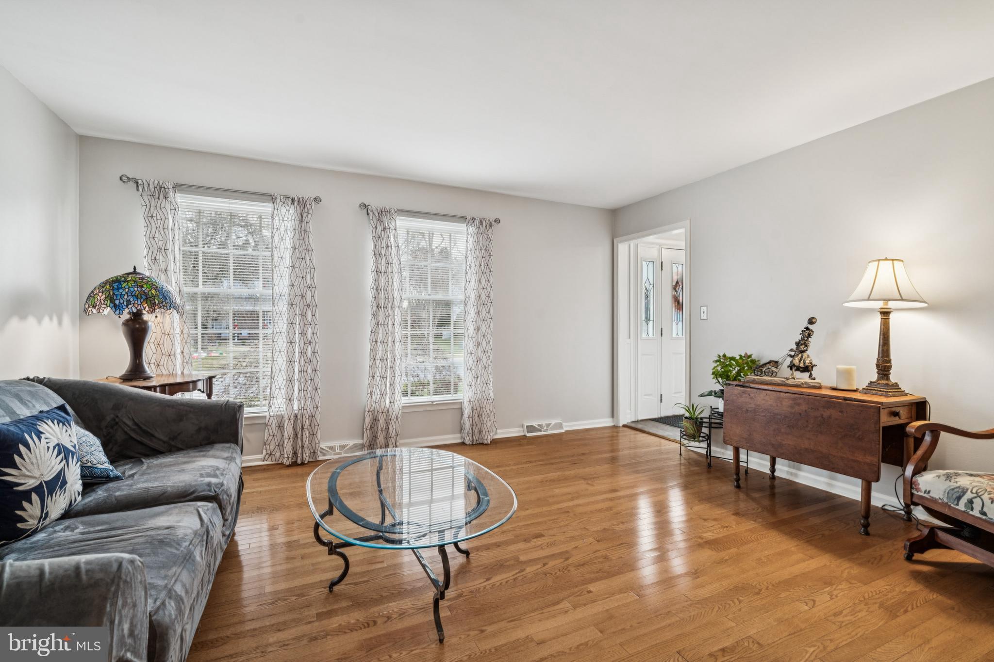 MAJORS CHOICE - Residential