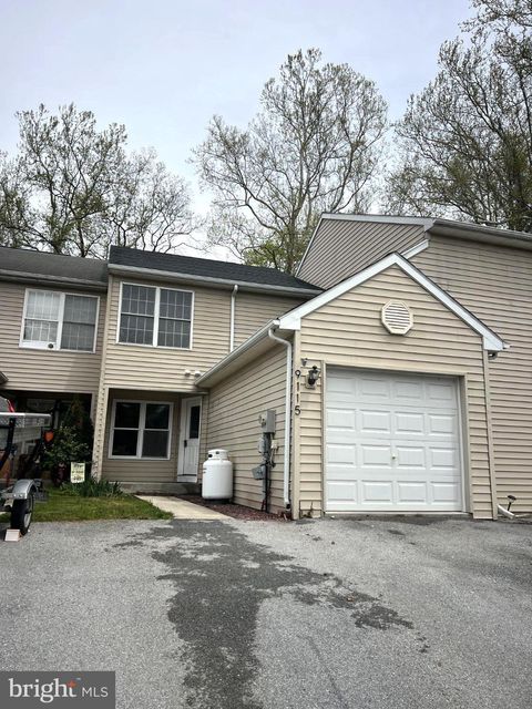 Townhouse For Sale - 9115 Joyce Lane<br/> Dauphin County, HUMMELSTOWN, PA 17036