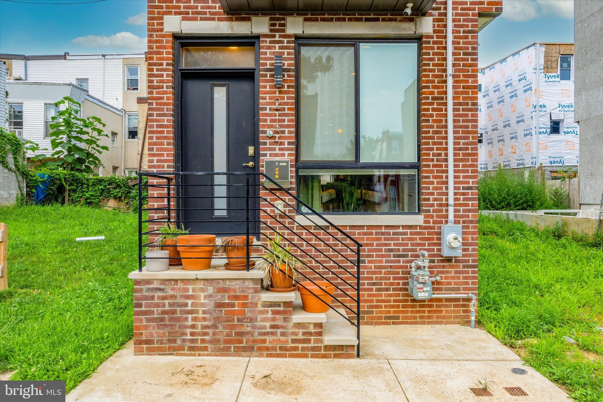 OLDE KENSINGTON - Residential Lease