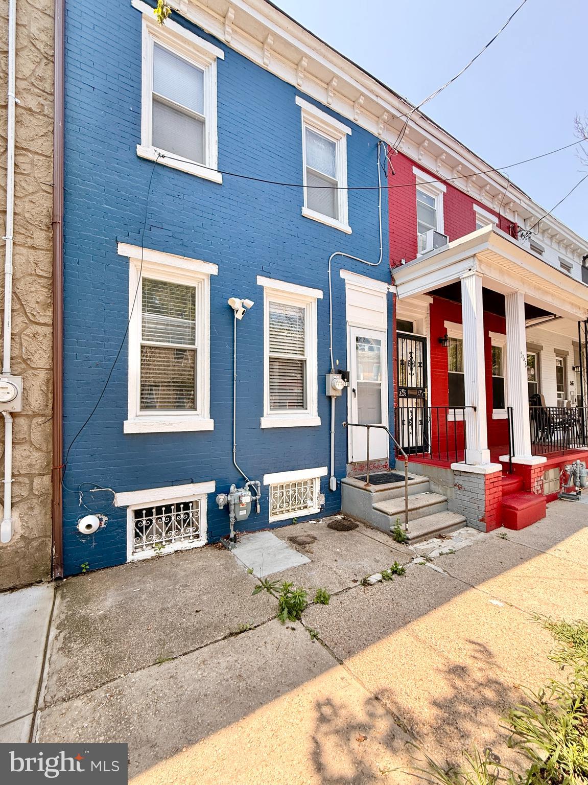 570 LINE STREET