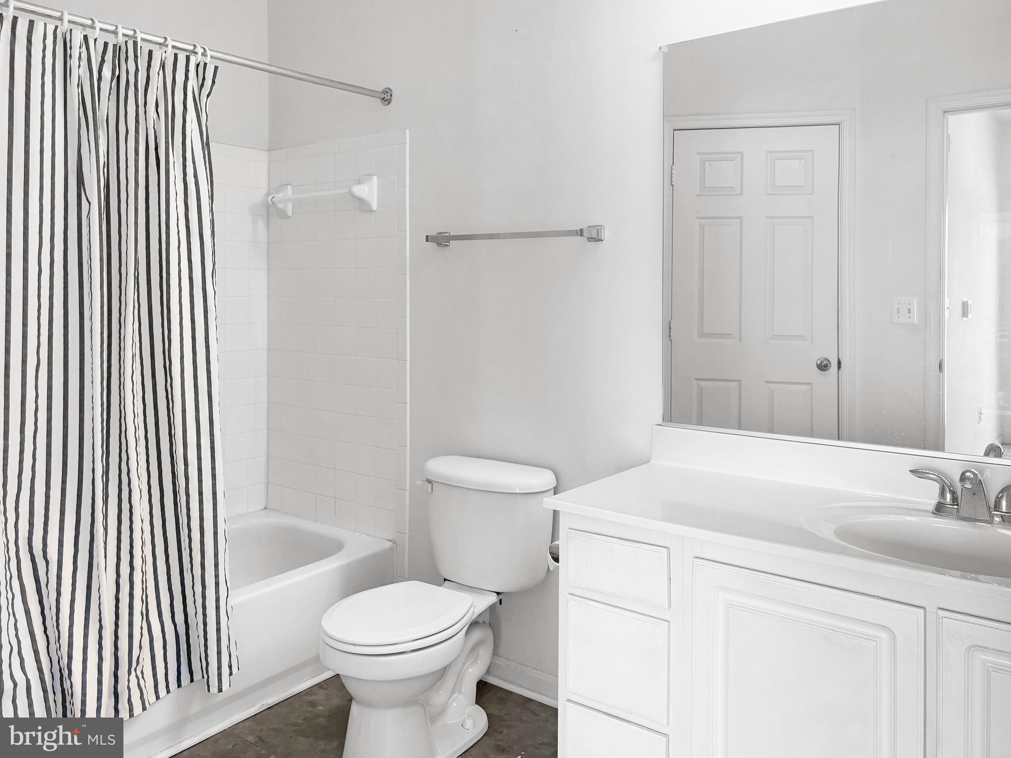 WINDSOR CREST CONDOMINIUMS - Residential