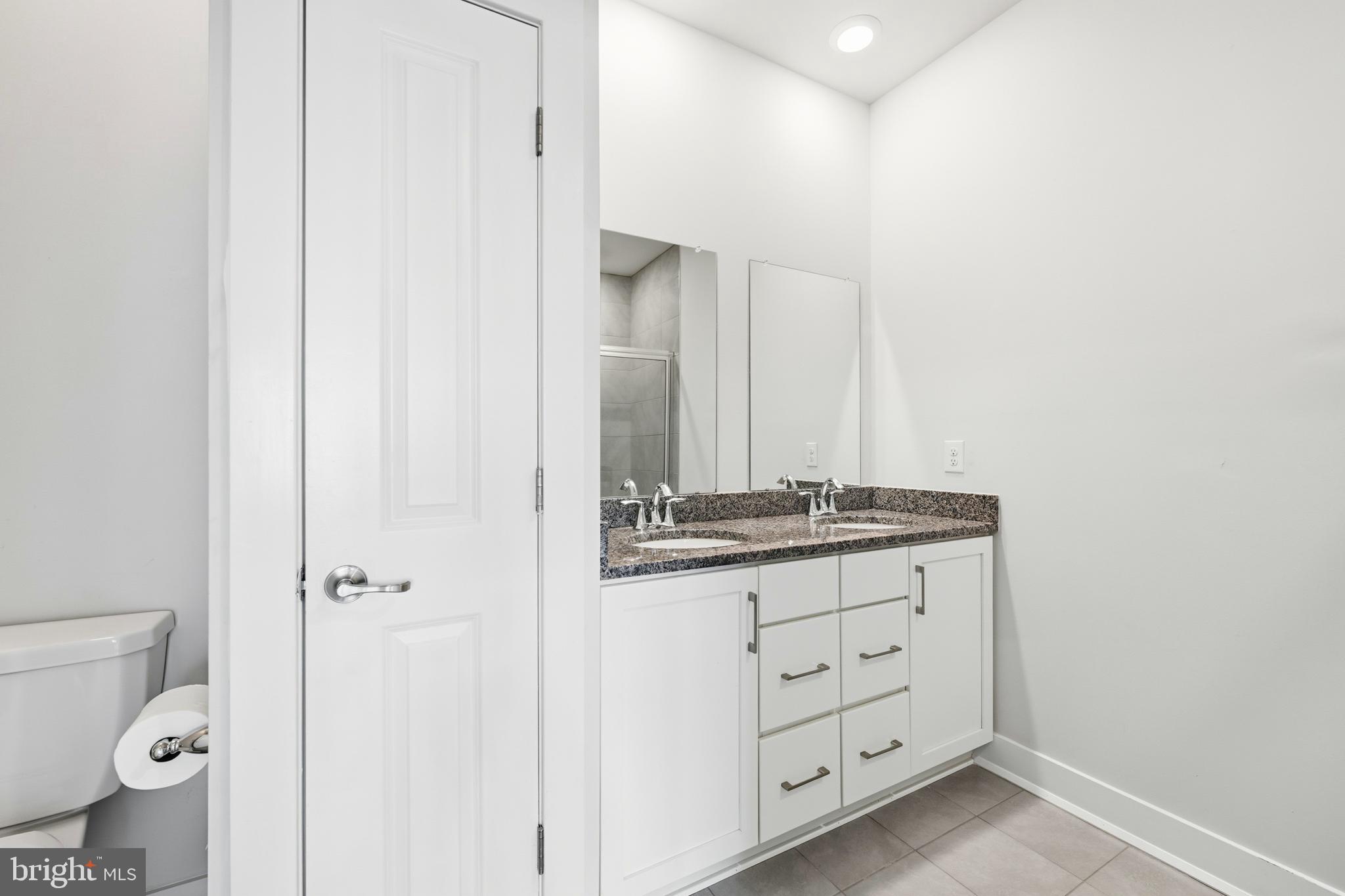 WATERSIDE - Residential Lease