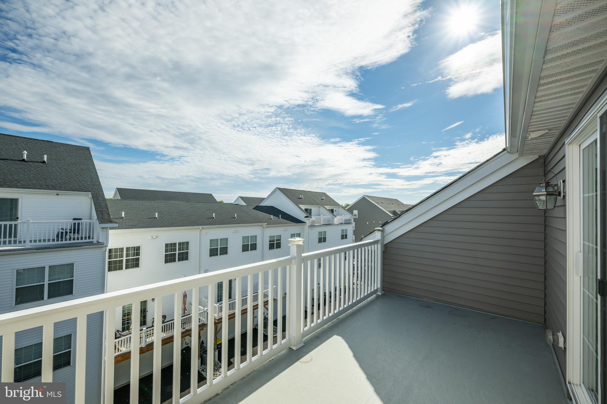 WATERSIDE - Residential Lease