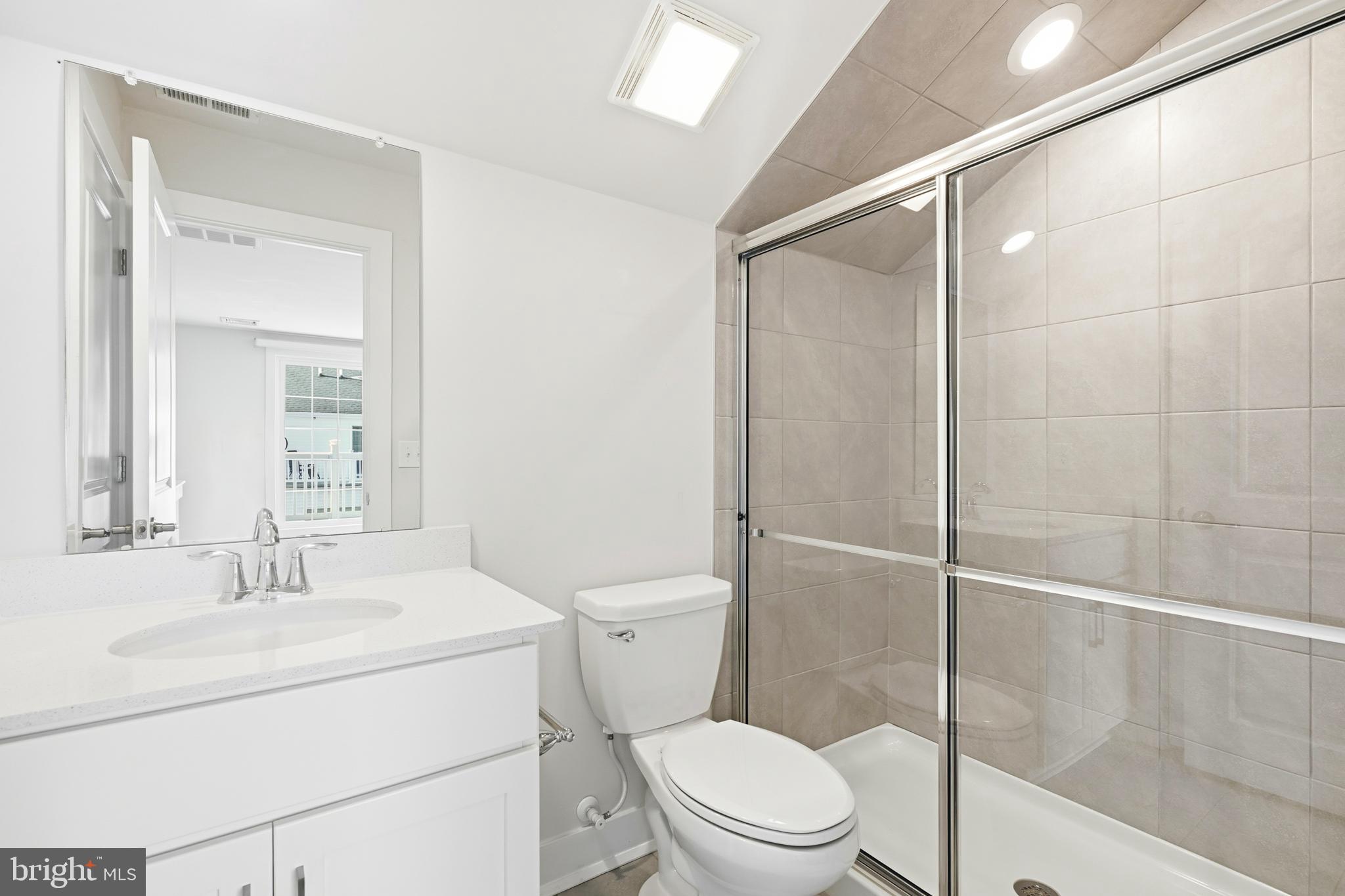 WATERSIDE - Residential Lease