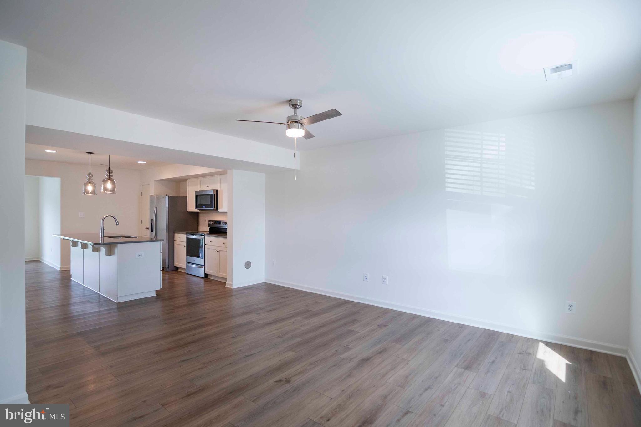 15 PITCH PINE CT