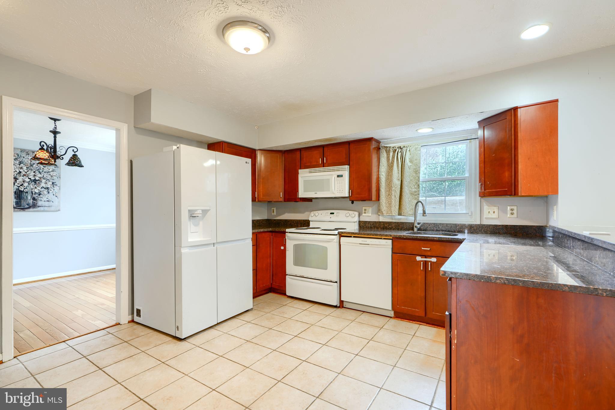 HINES ESTATES - Residential