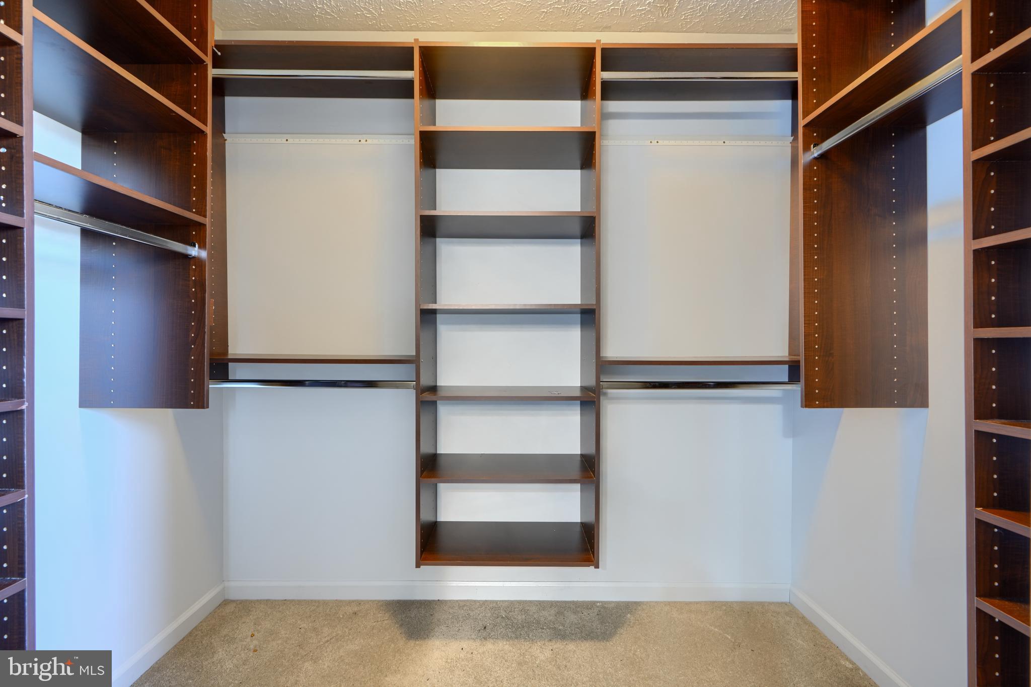 HINES ESTATES - Residential