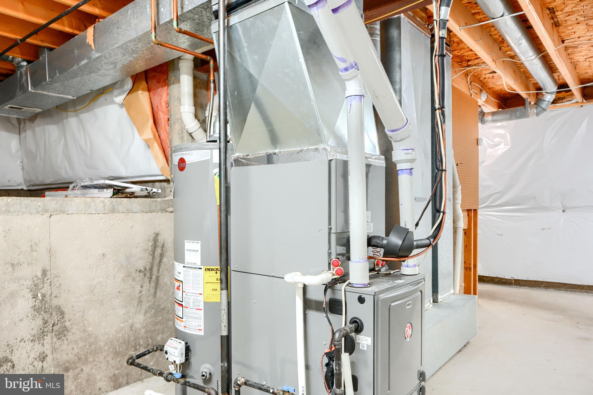 HINES ESTATES - Residential