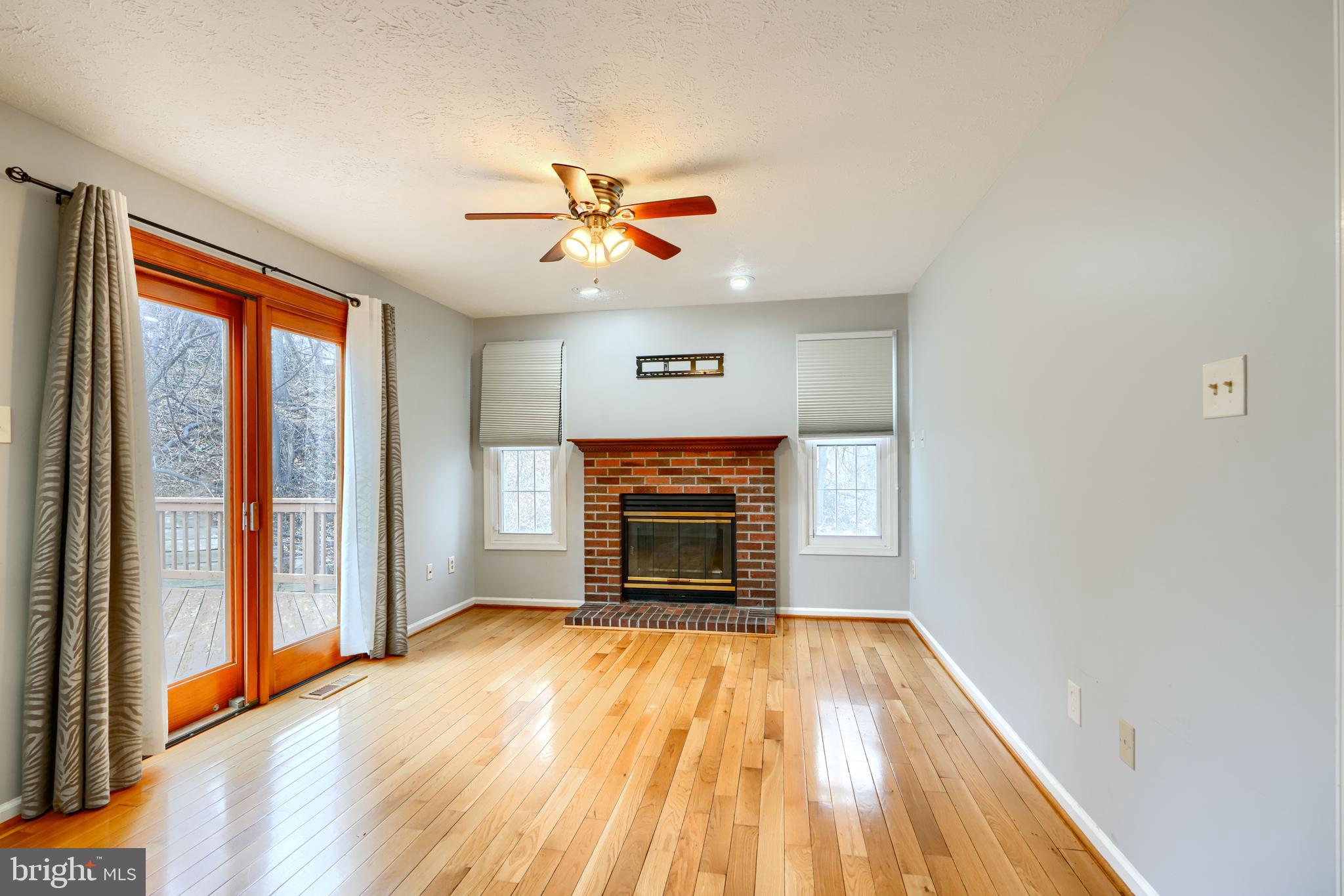 HINES ESTATES - Residential