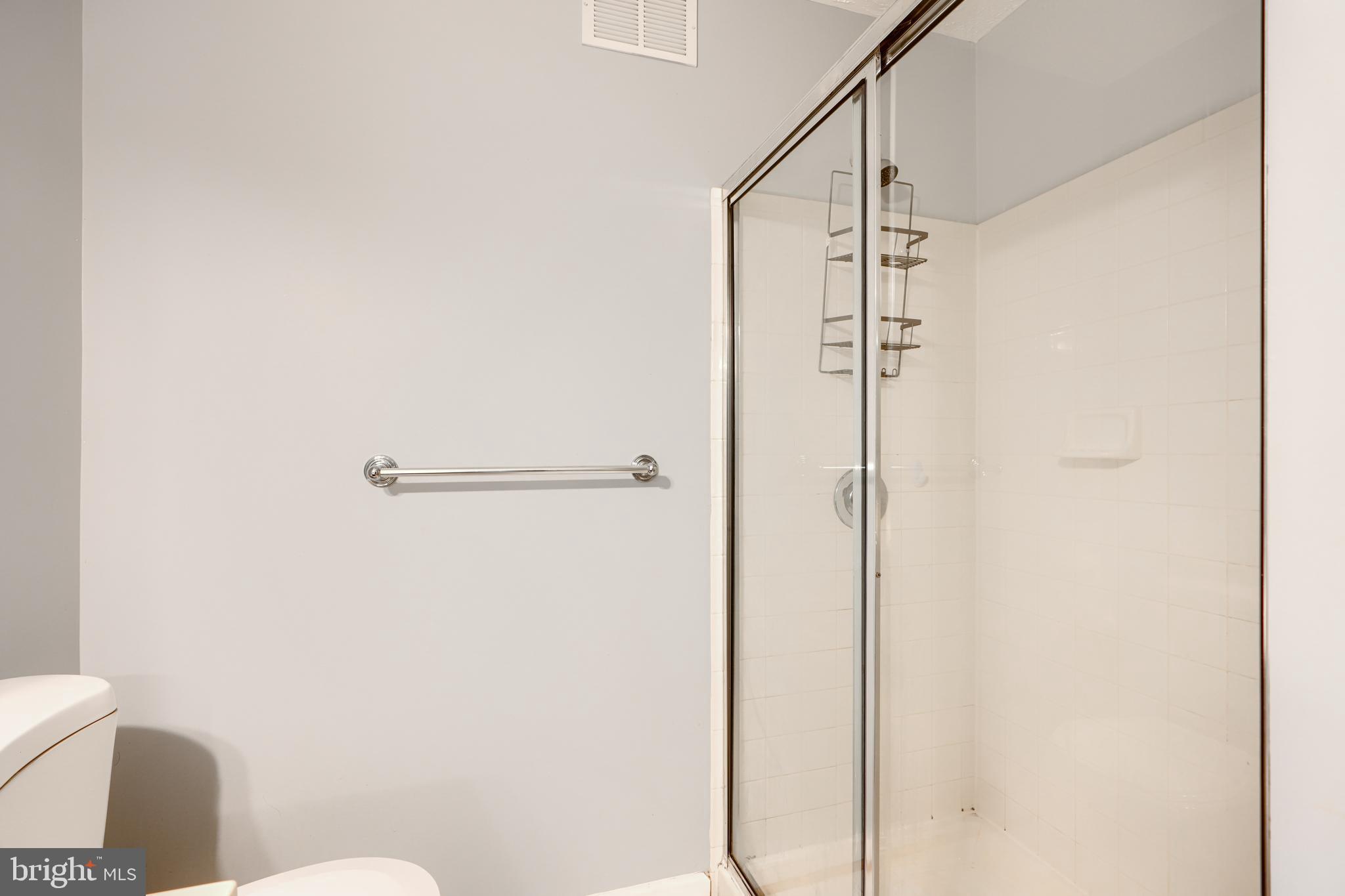 HINES ESTATES - Residential