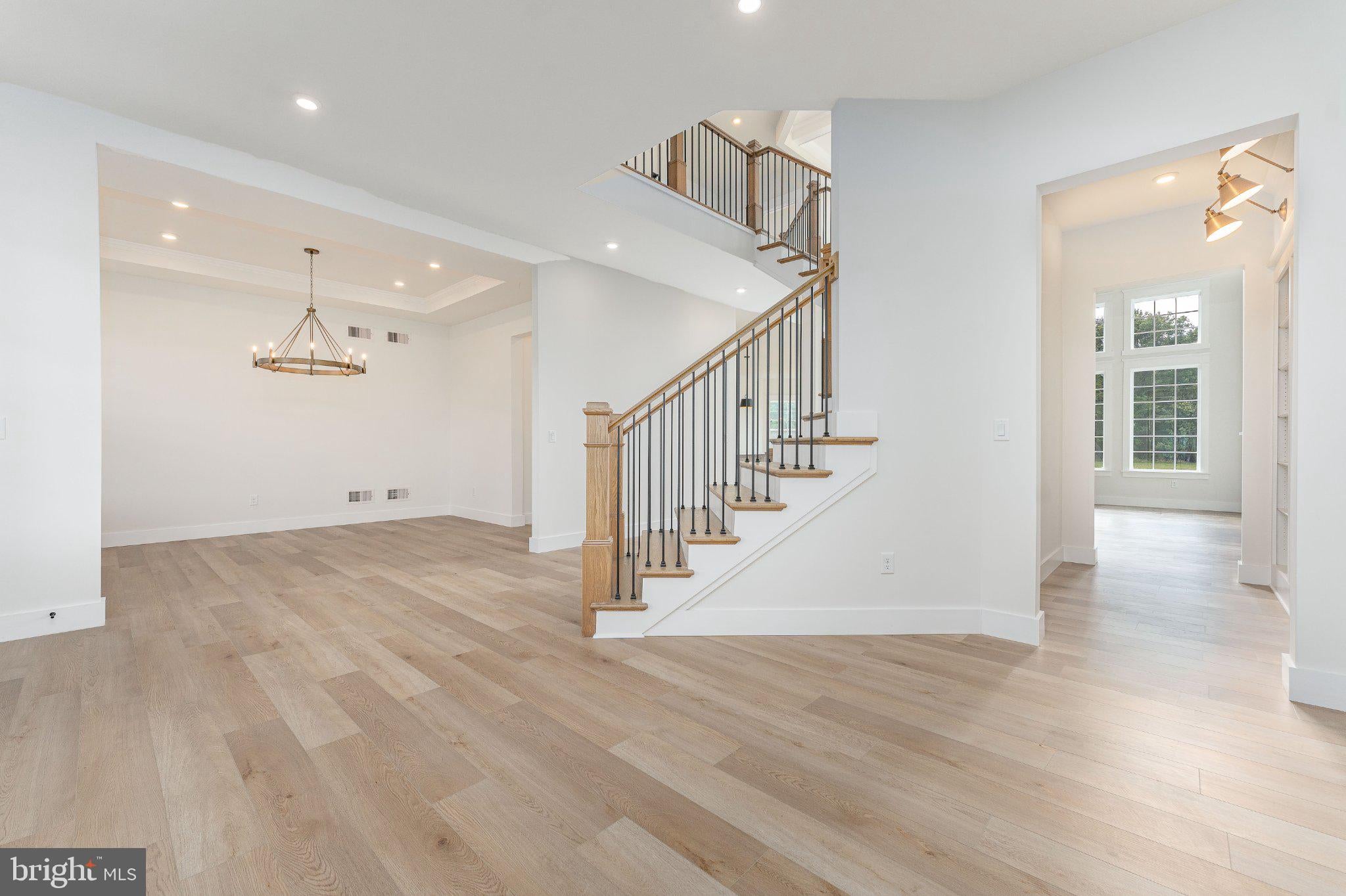 16 MCKNIGHT FARM LANE