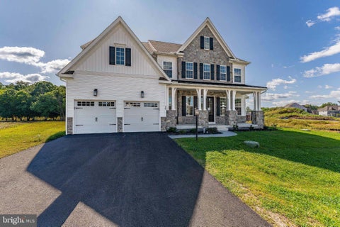 Photo of 16 Mcknight Farm Lane, GLENMOORE, PA 19343 (MLS # PACT2135552)