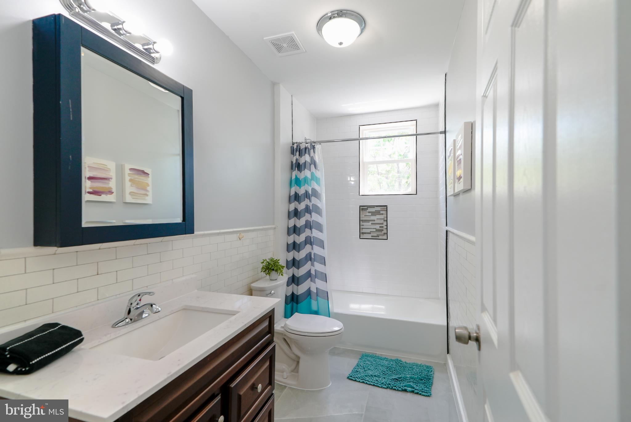 CENTRAL PARK HEIGHTS - Residential Lease