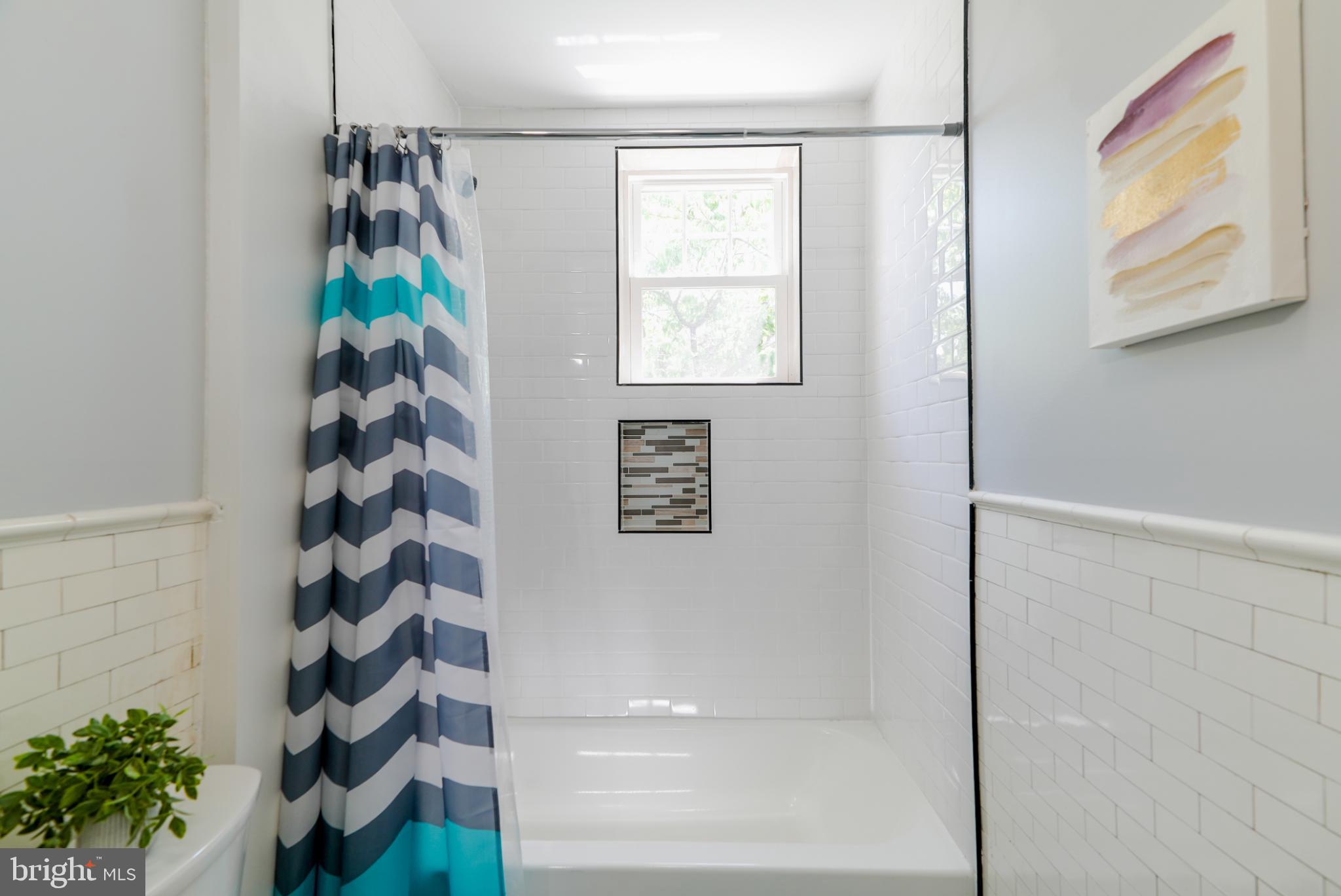 CENTRAL PARK HEIGHTS - Residential Lease