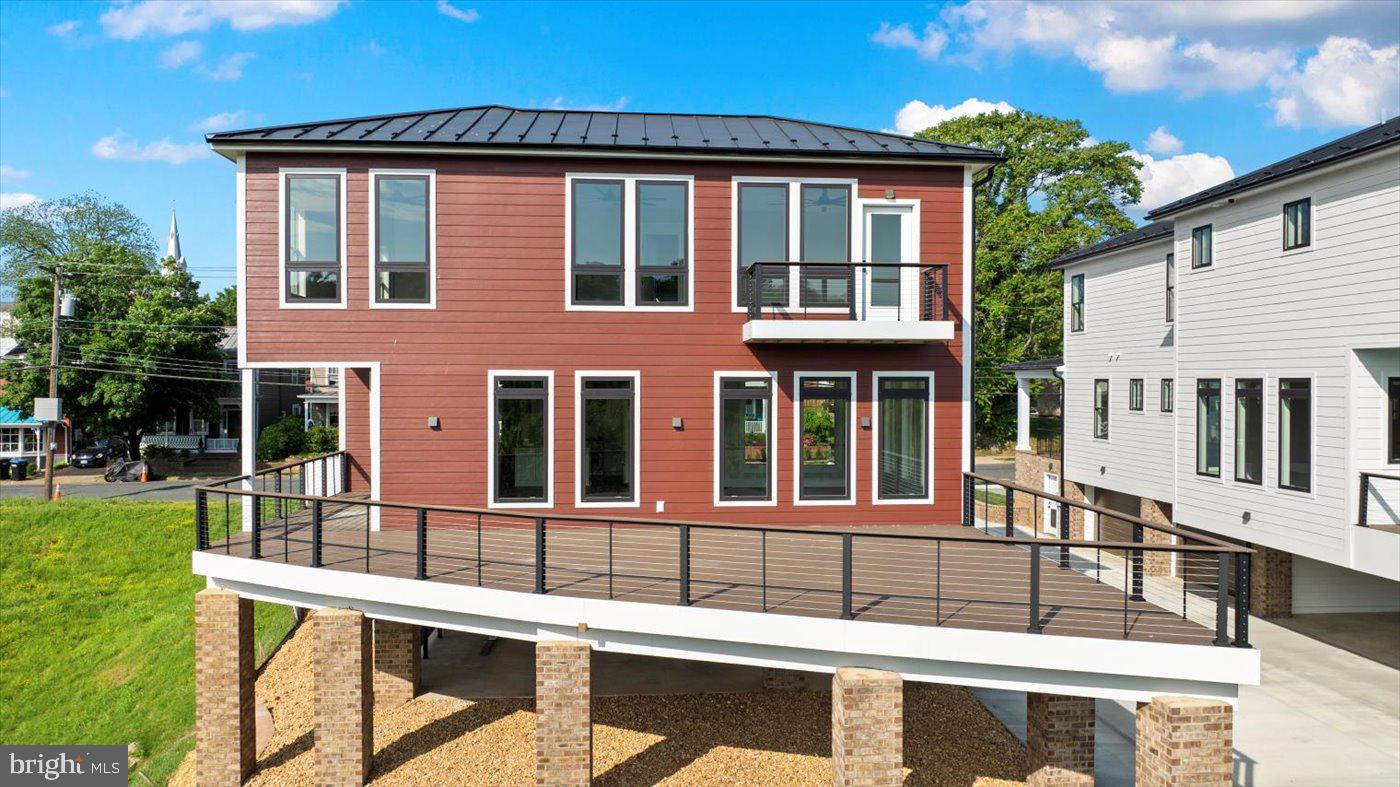 DOWNTOWN FREDERICKSBURG - Residential