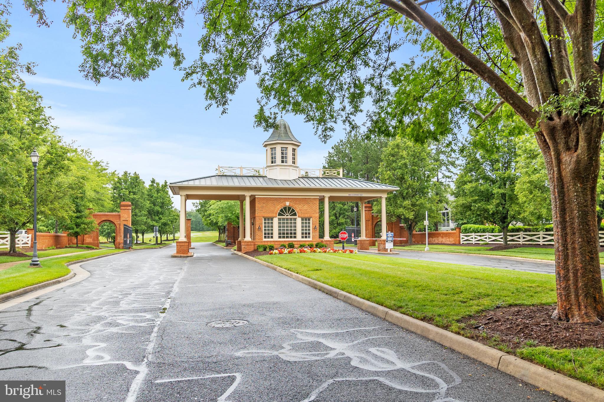 REGENCY AT DOMINION VALLEY - Residential