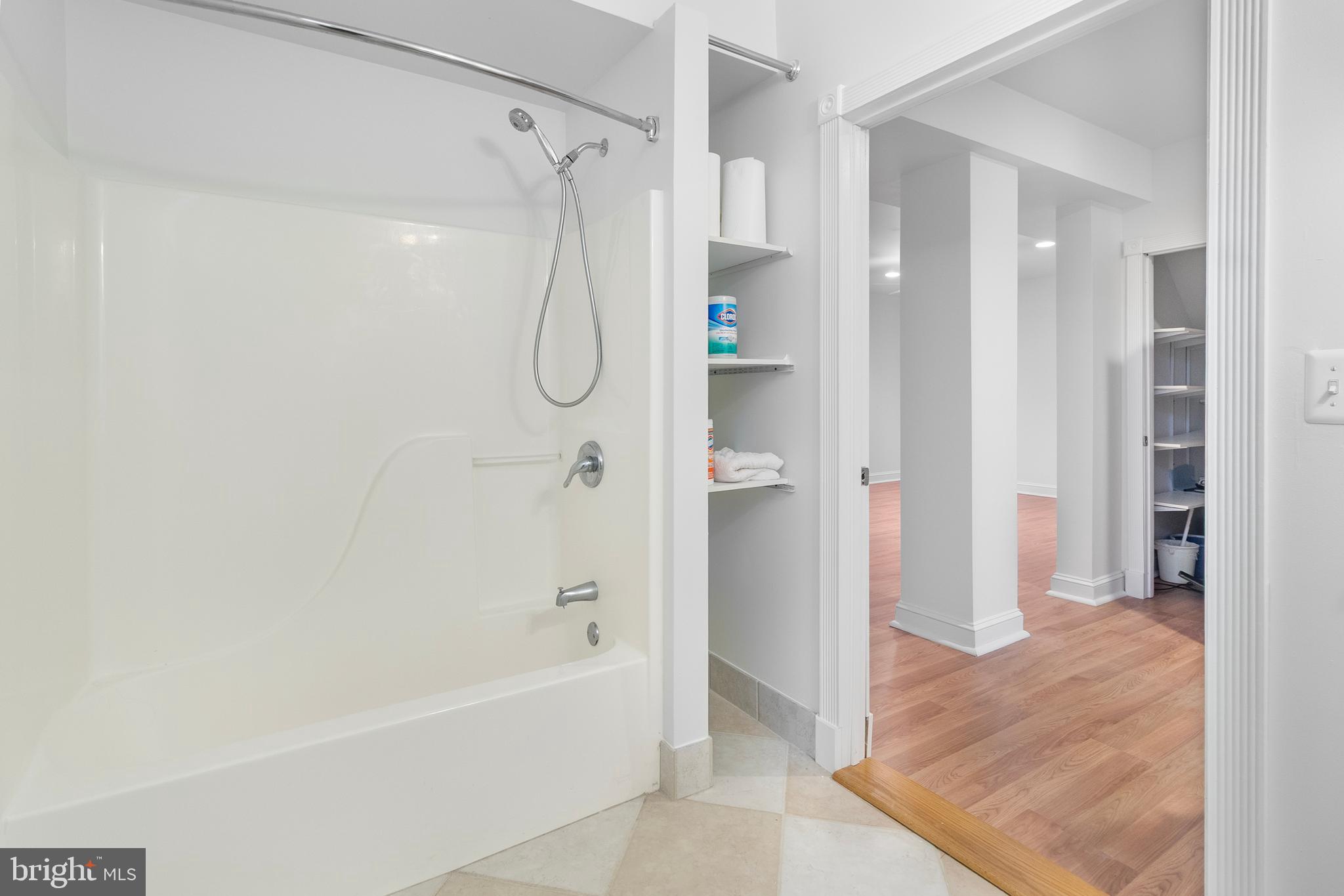 REGENCY AT DOMINION VALLEY - Residential