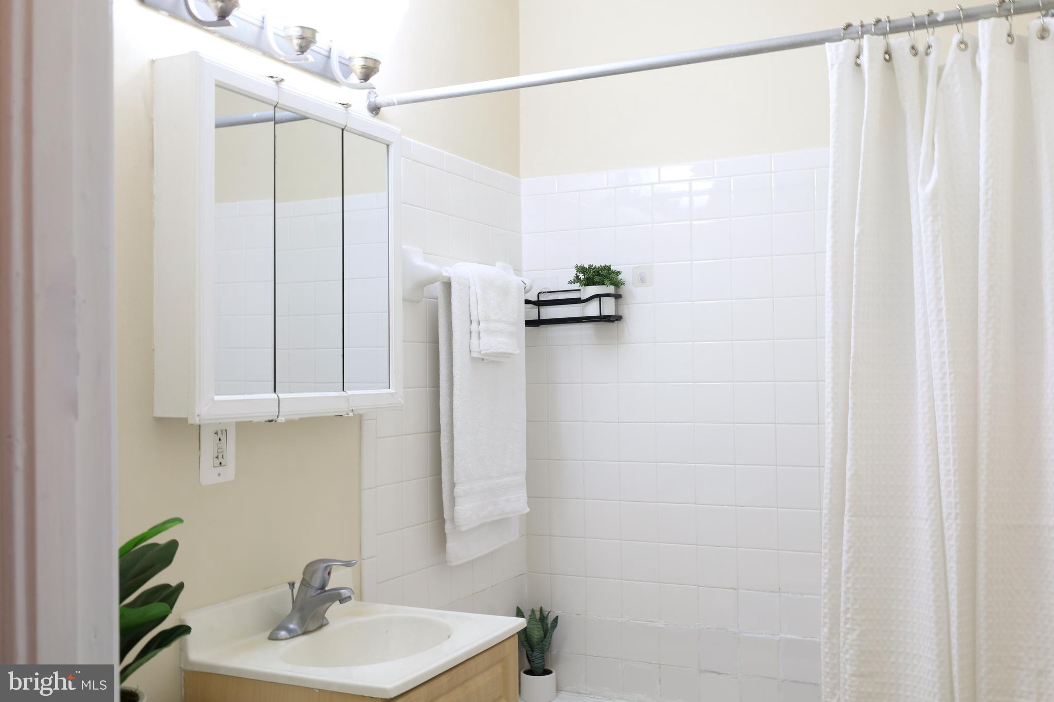 THE FAIRMONT 5601 CONDO - Residential