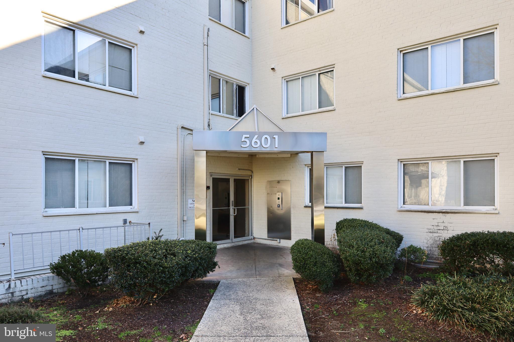 THE FAIRMONT 5601 CONDO - Residential