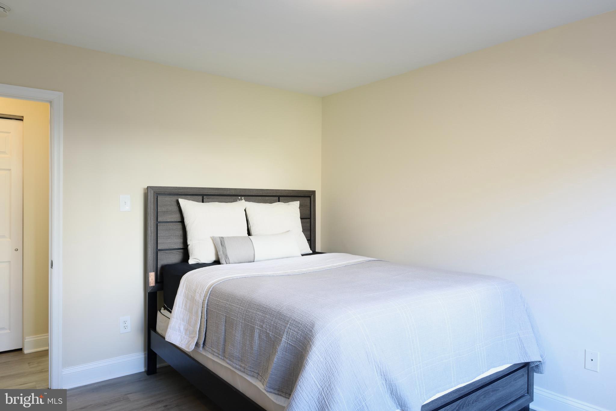 THE FAIRMONT 5601 CONDO - Residential