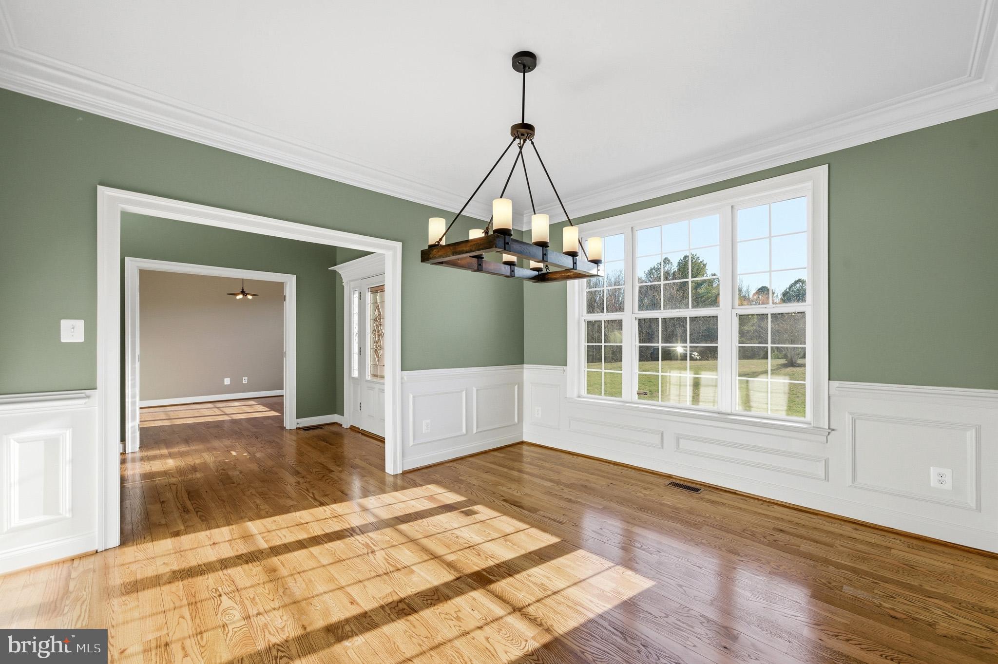 TWIN PONDS - Residential