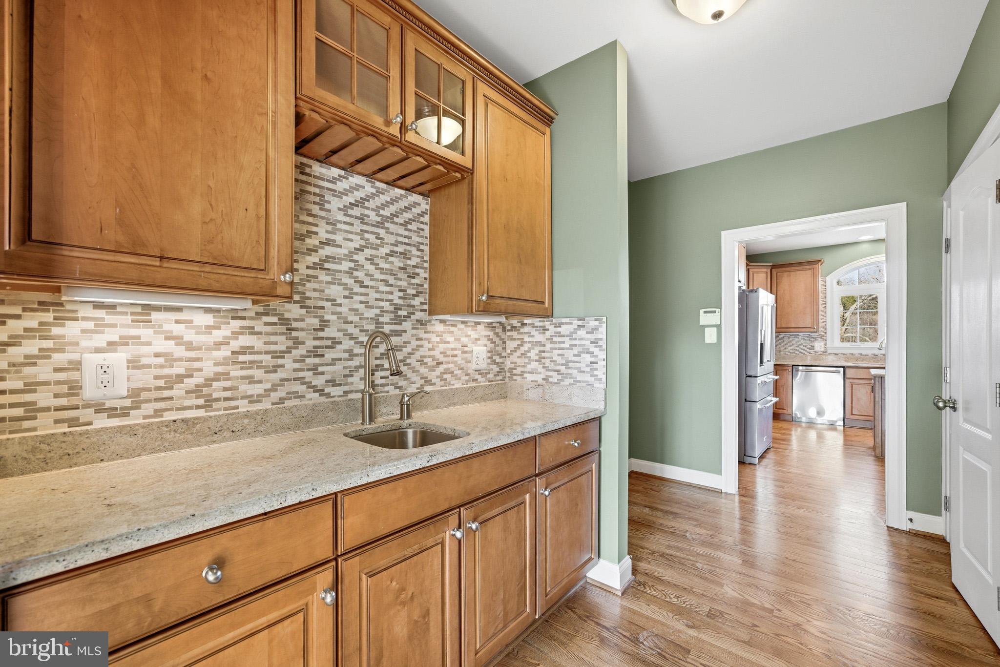 TWIN PONDS - Residential